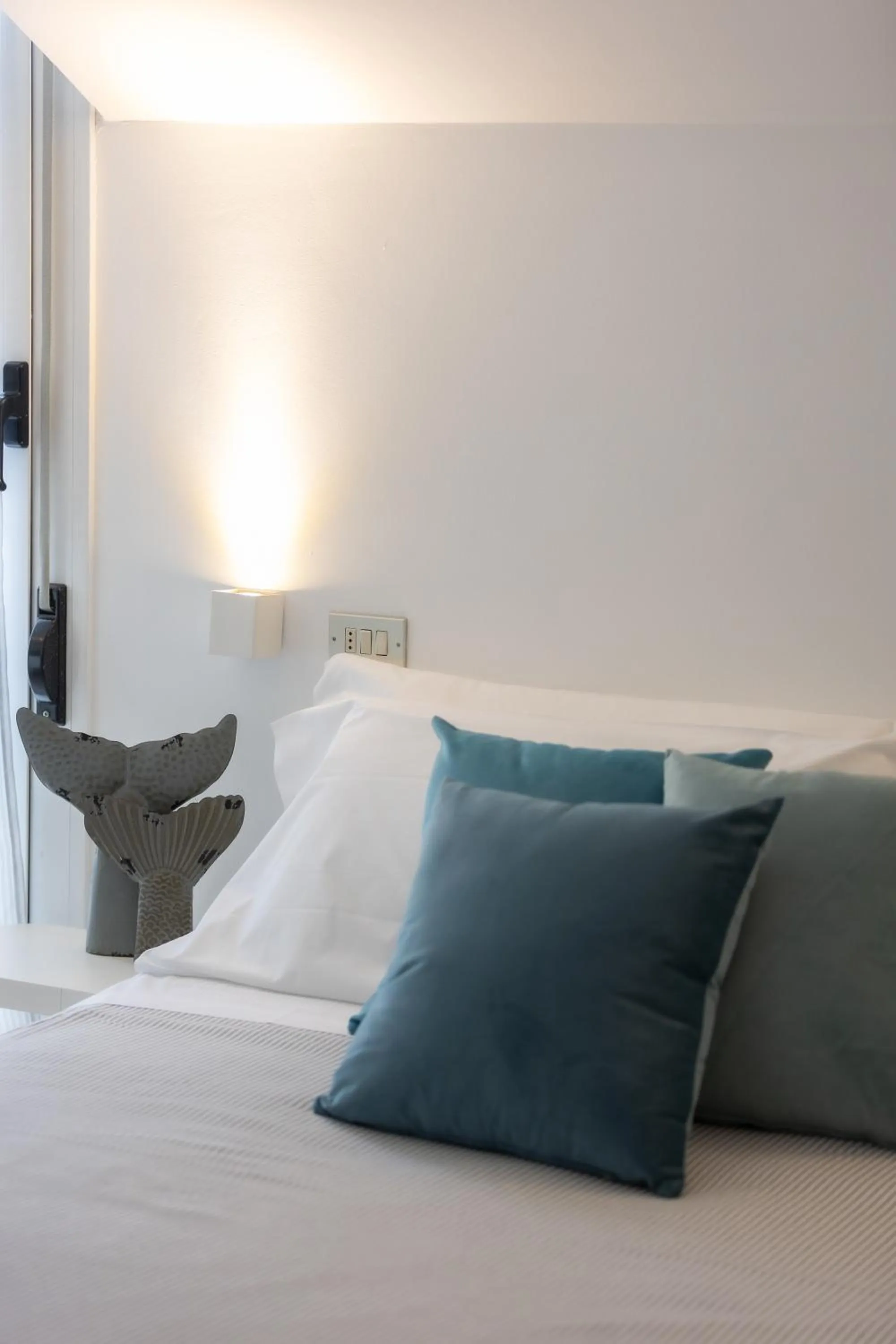 Decorative detail, Bed in Hotel Adriatica con Piscina