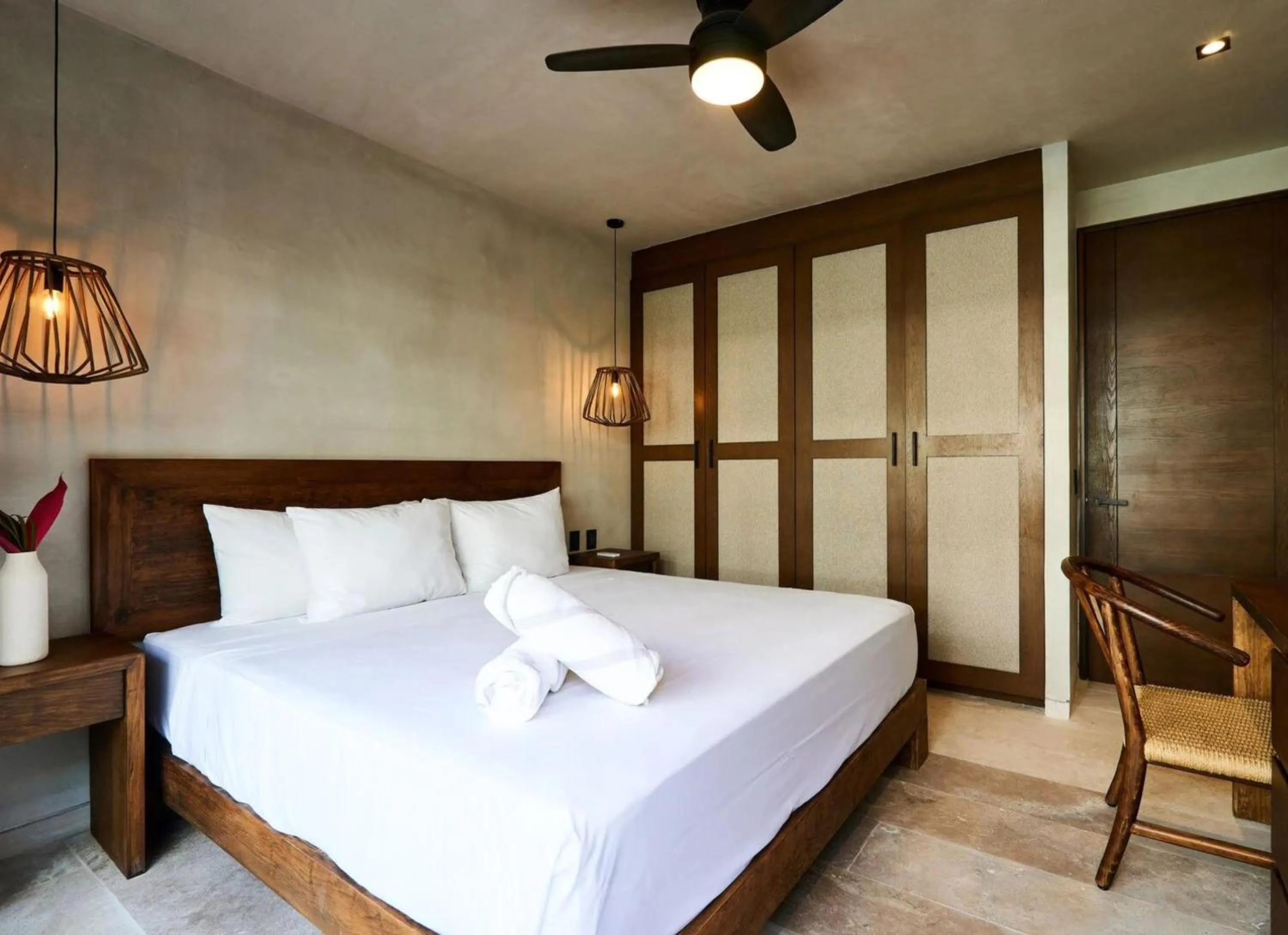 Bed in Bakal Residence By Lockey