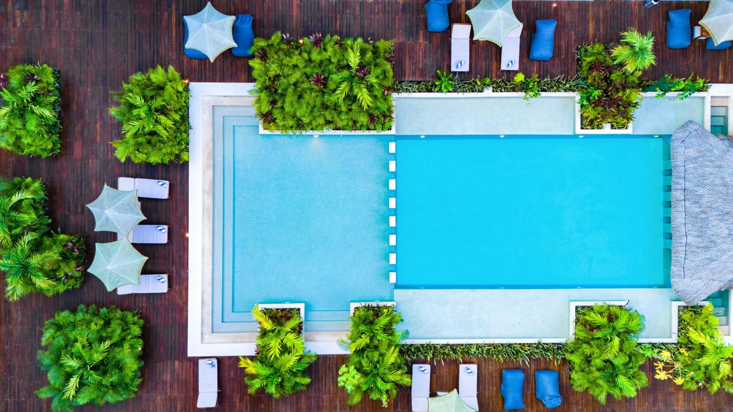 Bird's eye view in Bakal Residence By Lockey