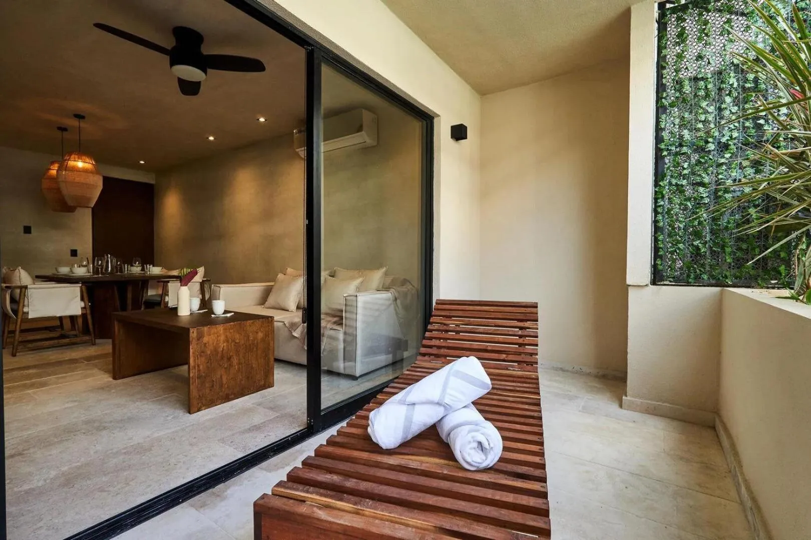 Balcony/Terrace in Bakal Residence By Lockey