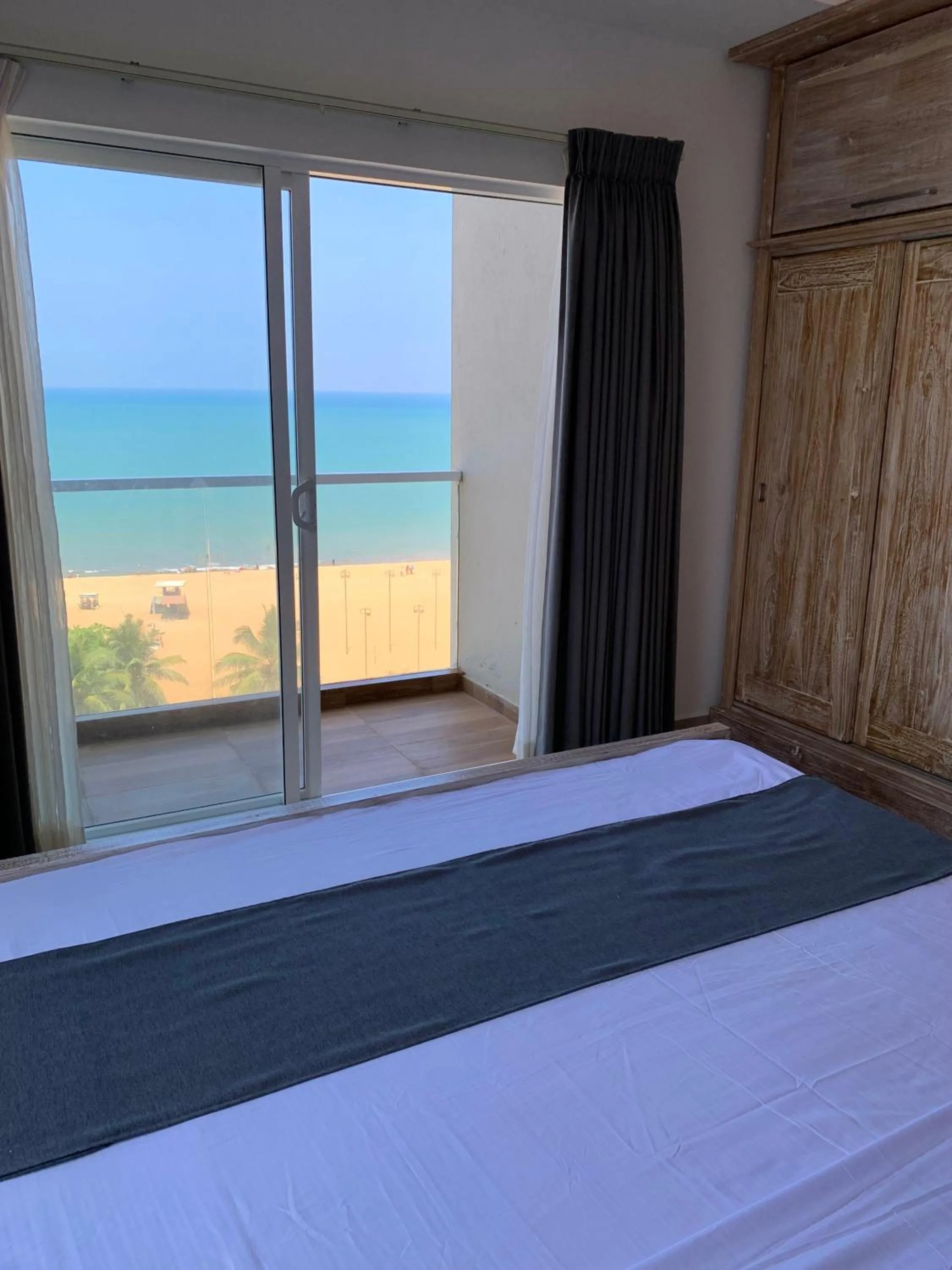Ocean Breeze Sea Haven Luxury Apartments