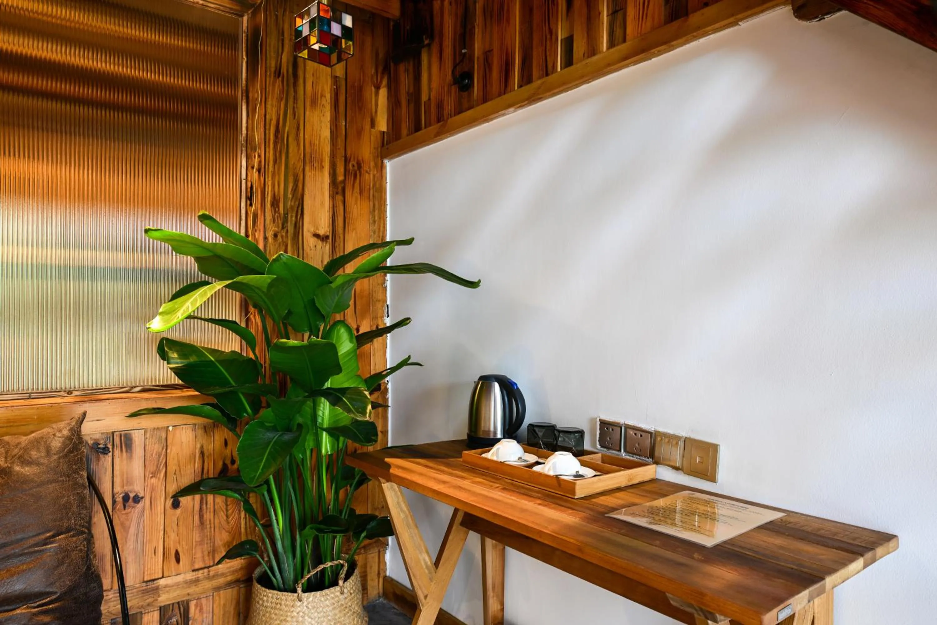 Coffee/tea facilities in No.5 Valley Lodge