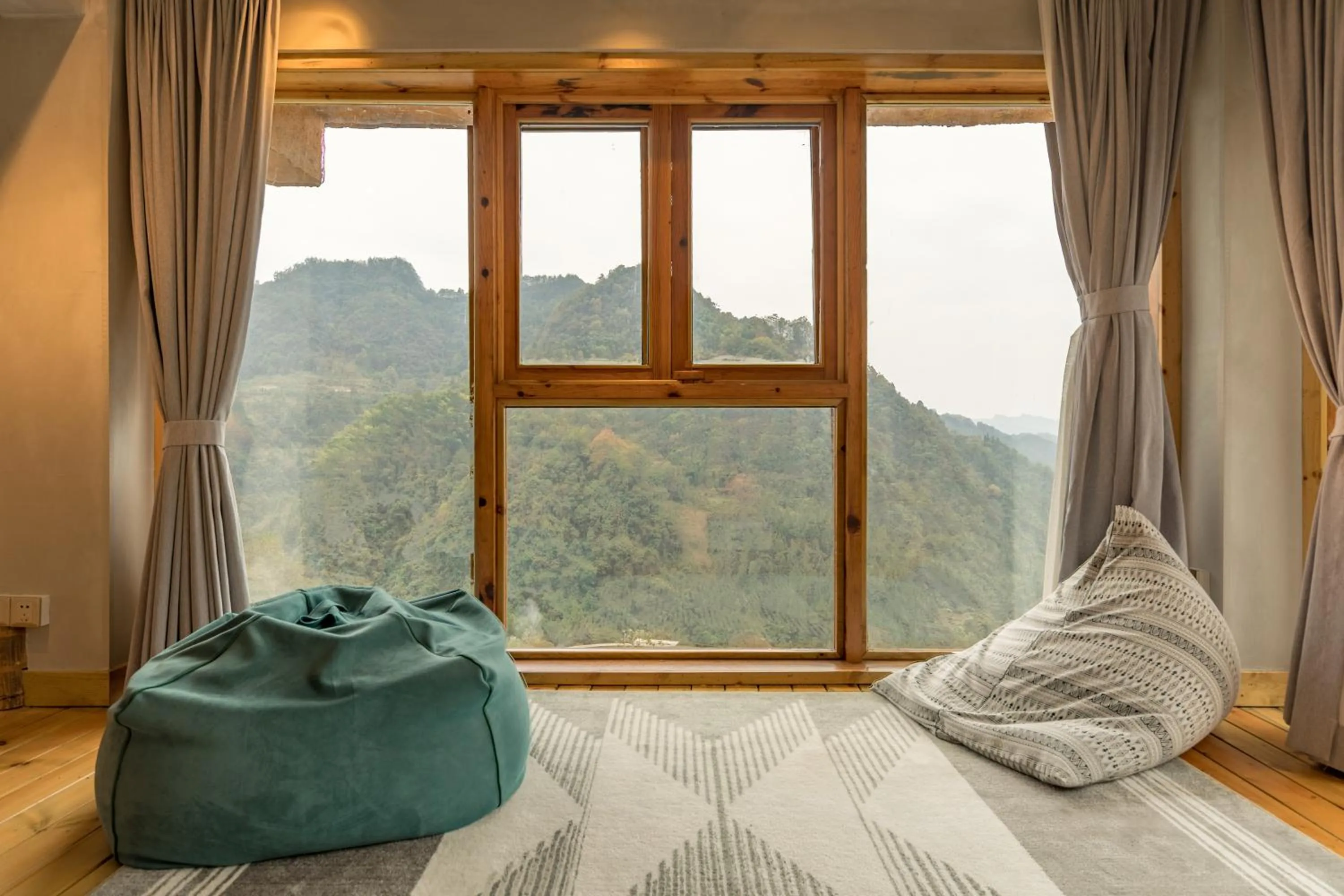 Natural landscape, Bed in No.5 Valley Lodge