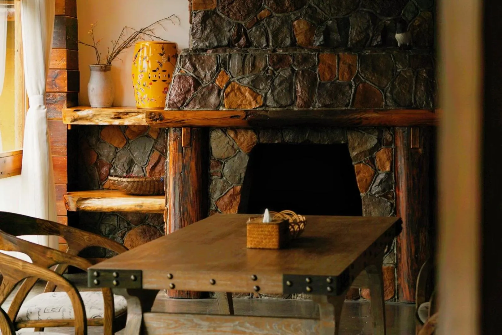 Living room in No.5 Valley Lodge