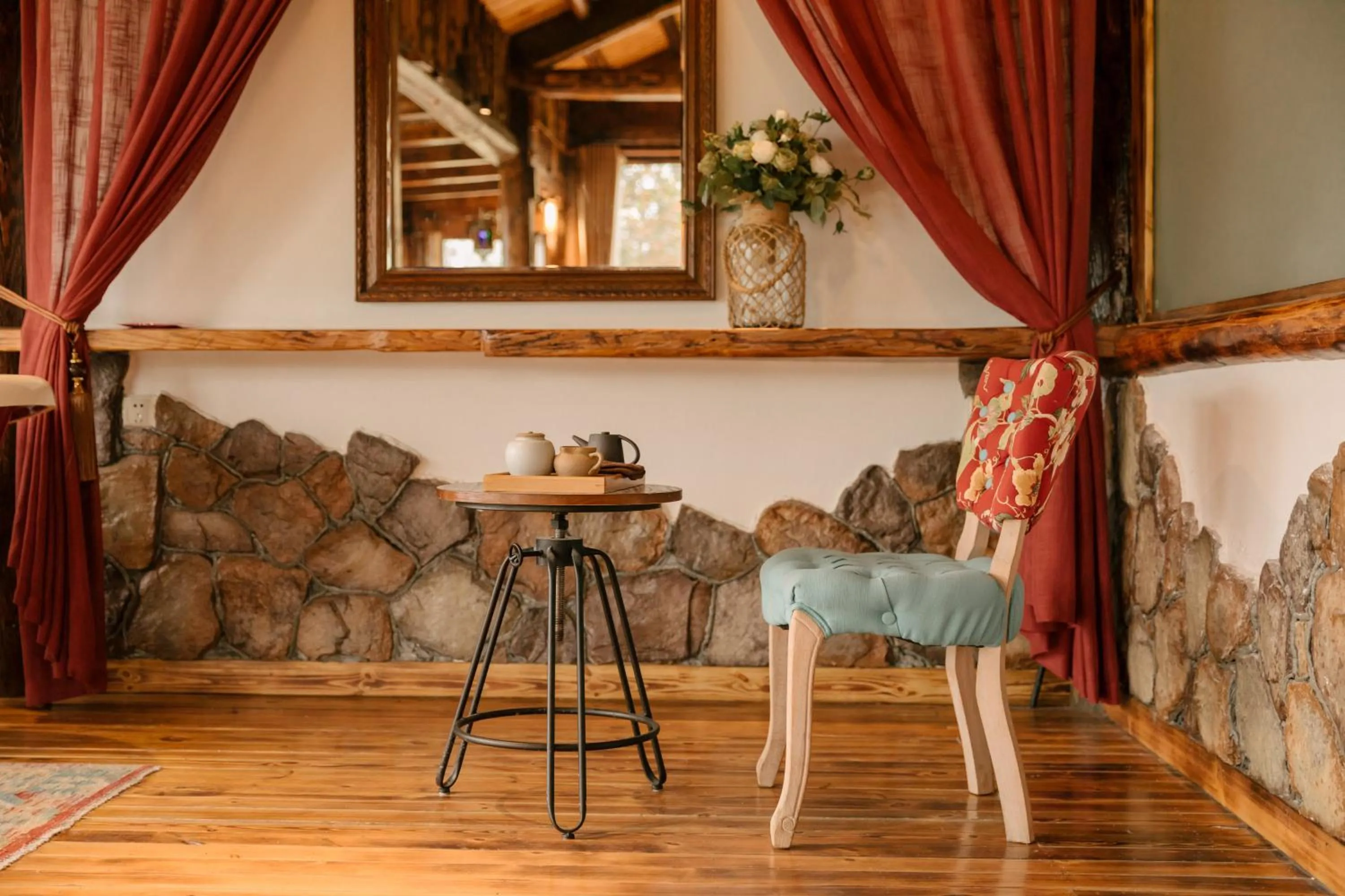 Living room in No.5 Valley Lodge