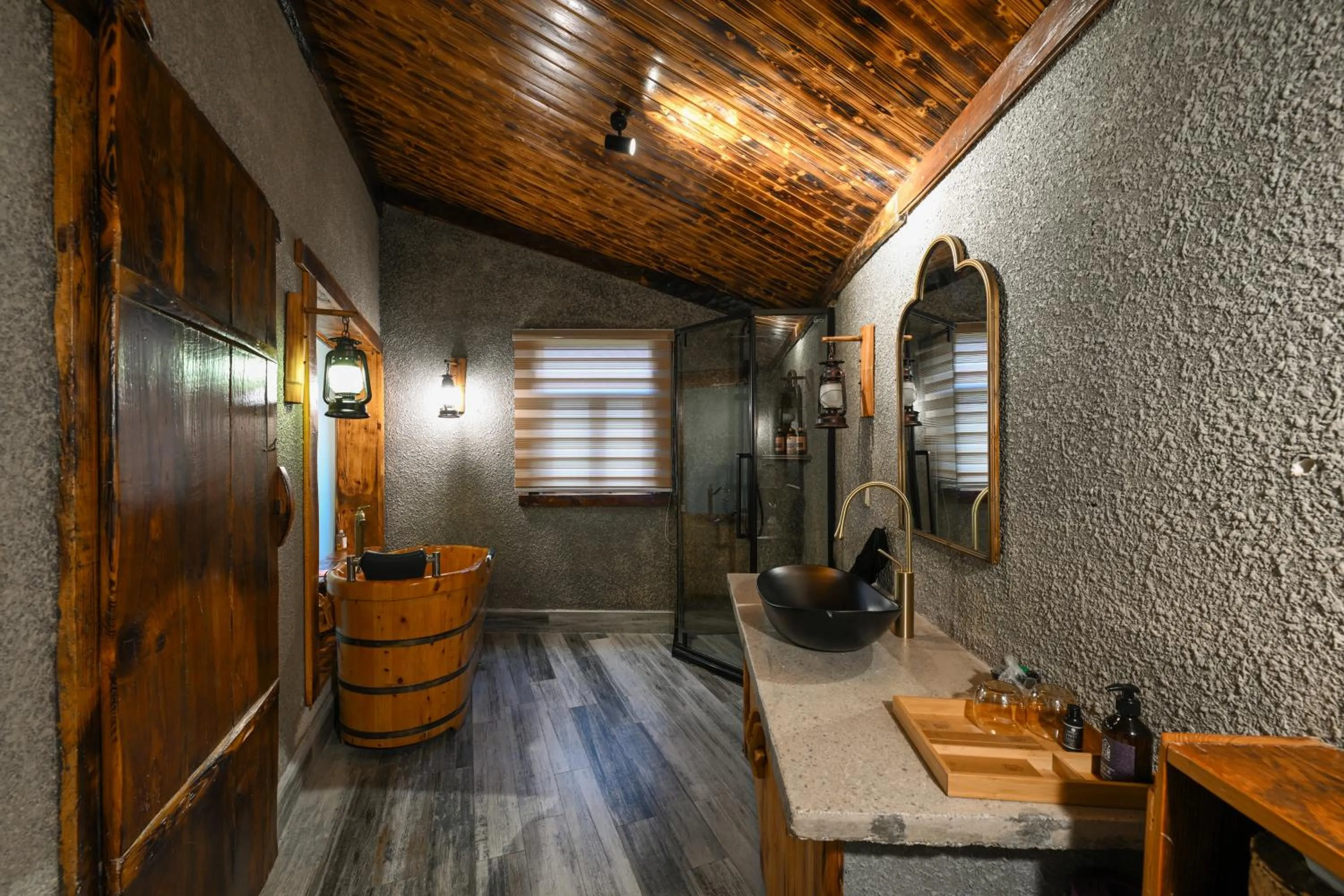 Bathroom in No.5 Valley Lodge