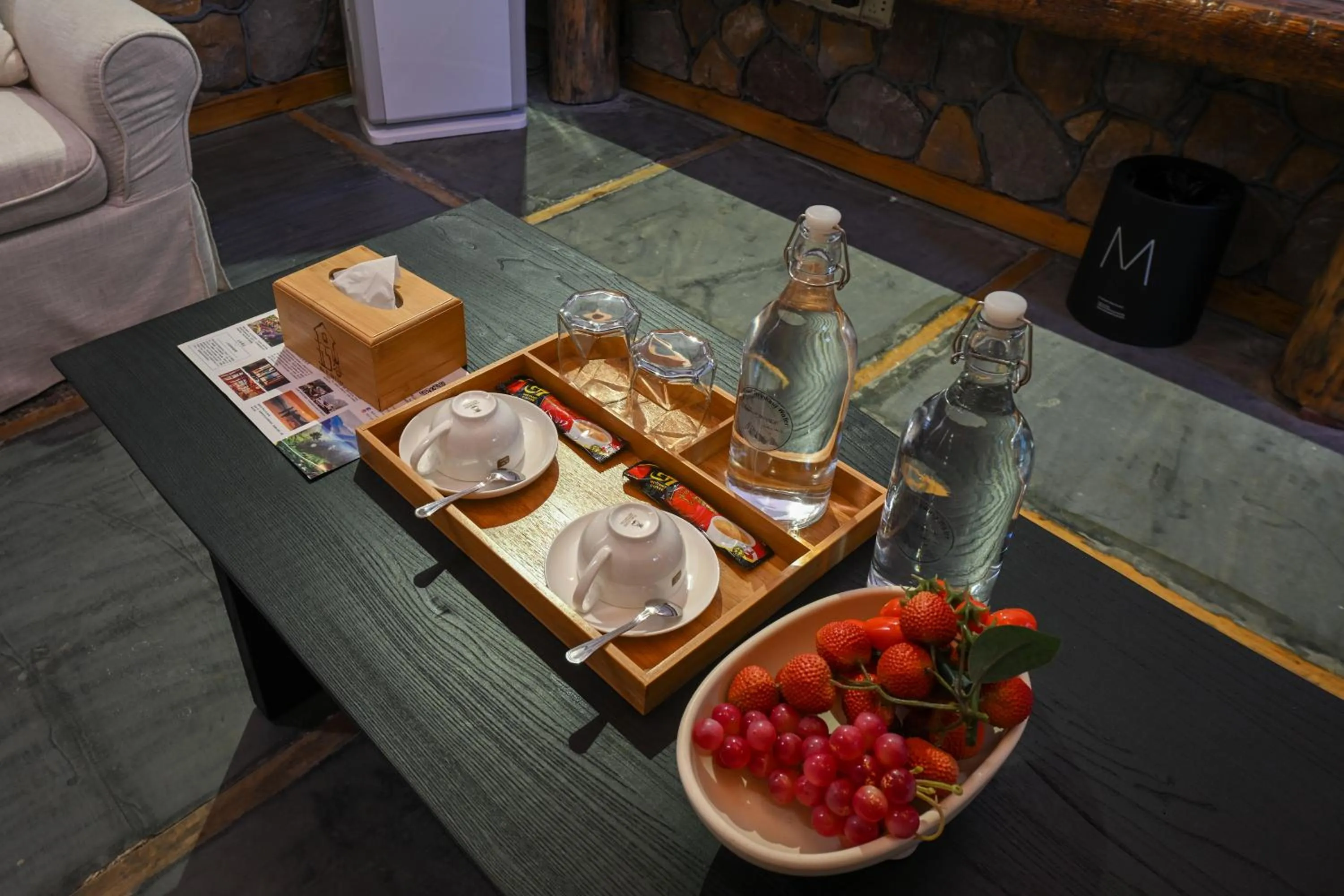 Food and drinks in No.5 Valley Lodge