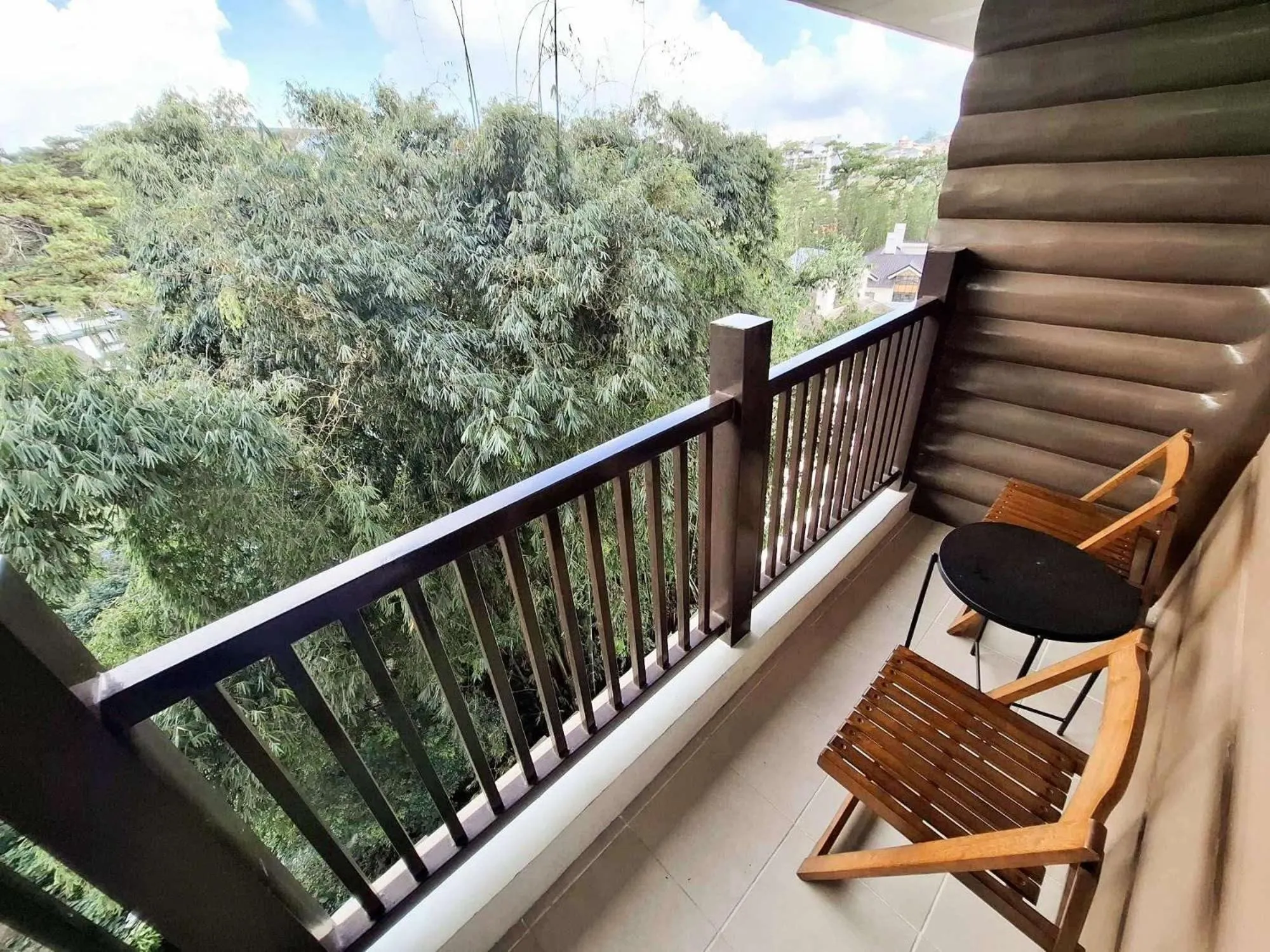 Balcony/Terrace in Cozy Pine Suites