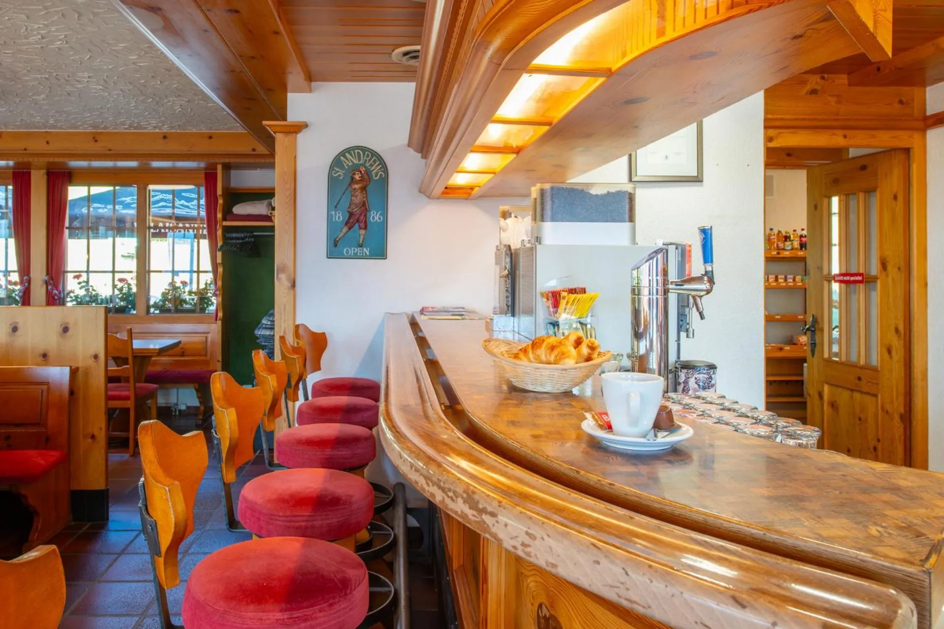 Restaurant/places to eat in Ferienwohnungen Zurschmitten