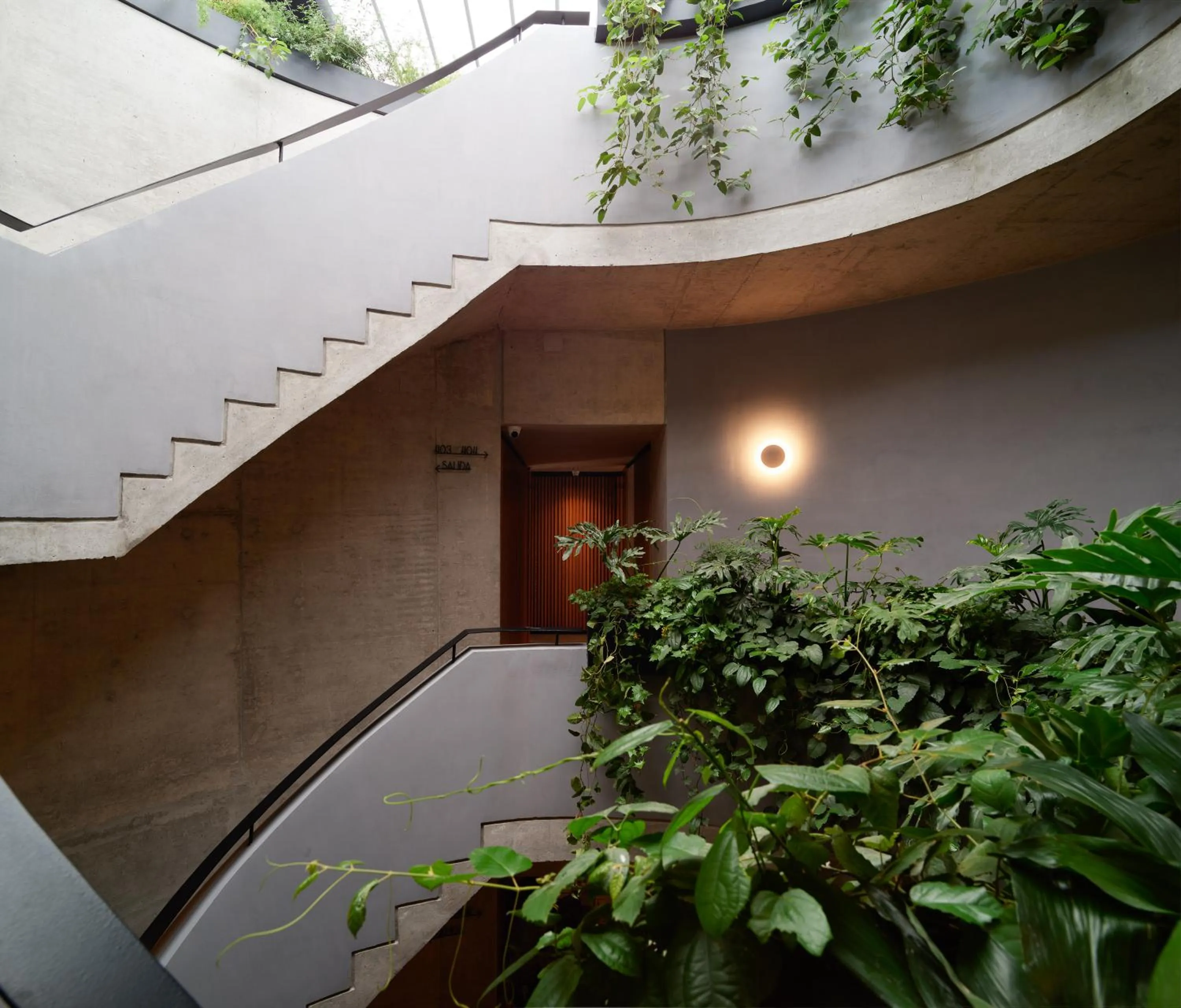 Property building in Maison México Roma