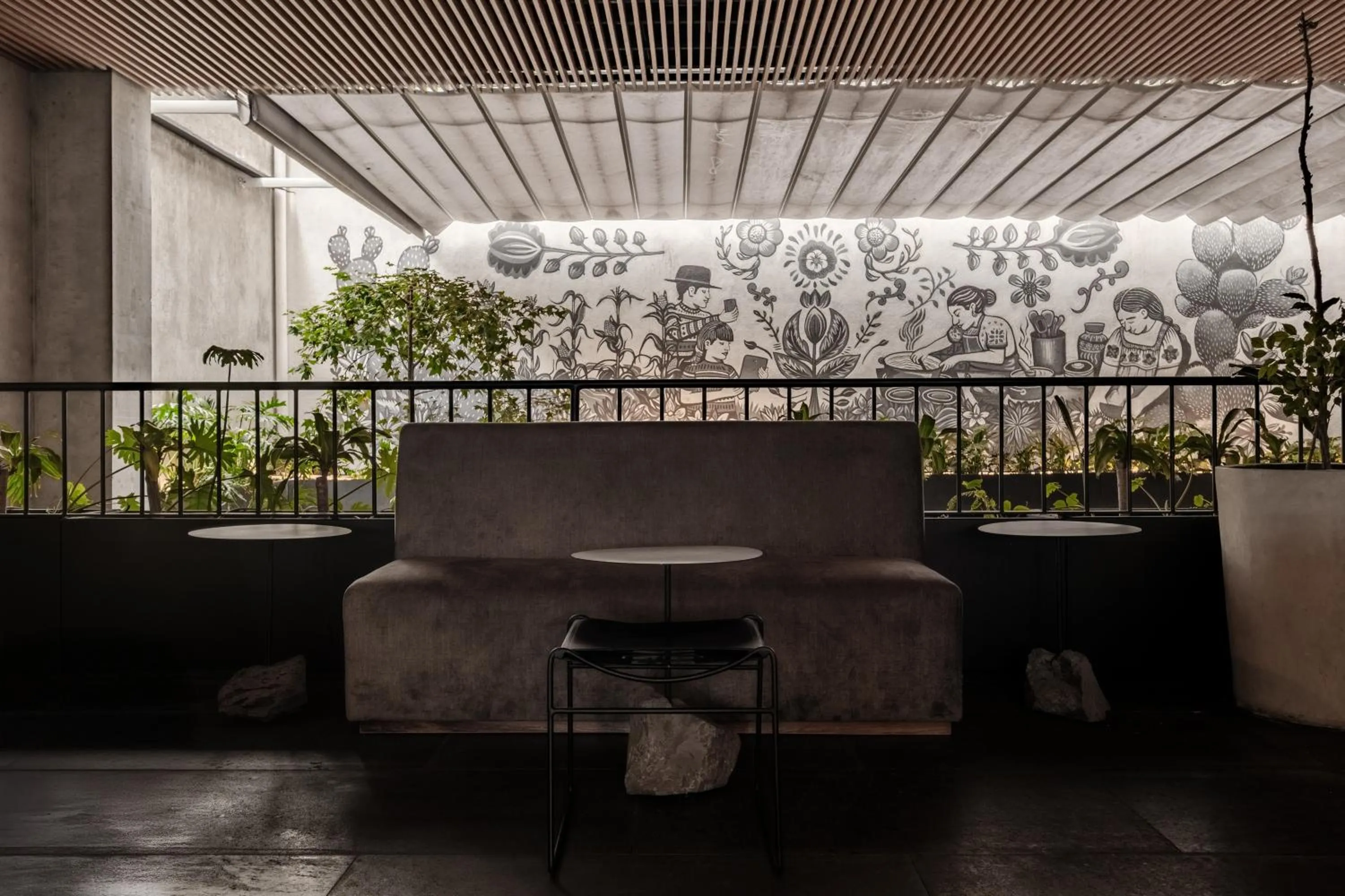 Decorative detail in Hotel Casa Izel Roma Norte