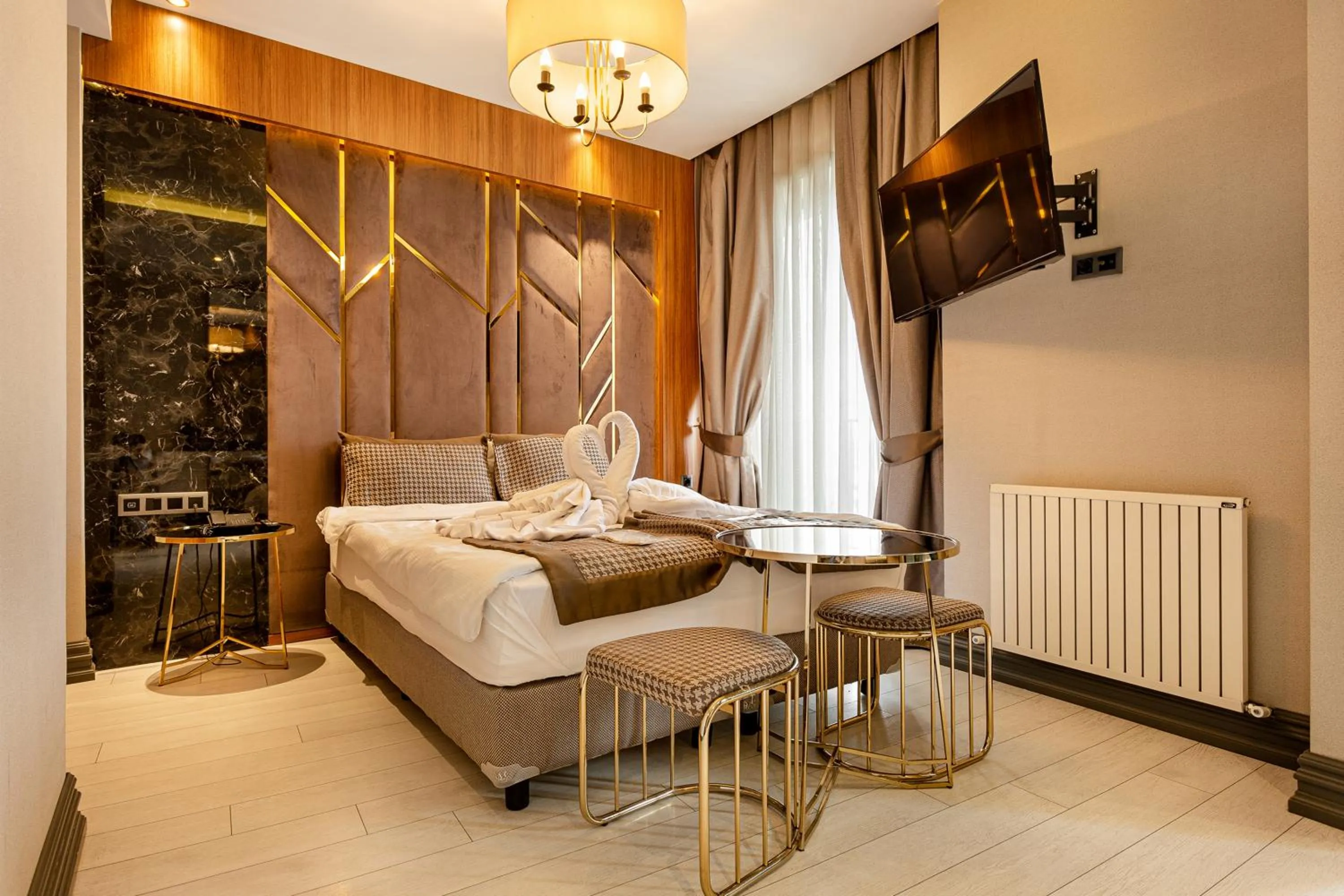 Deluxe Double Room - single occupancy in Santra Hotel