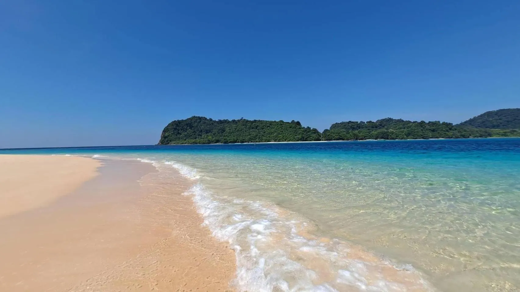 Snorkeling in Alama Sea Village Resort - SHA Extra Plus