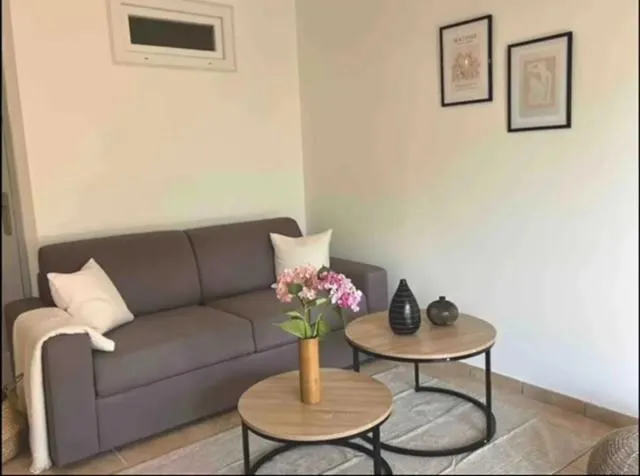 Living room in DOMAINE LOU BEL AZUR - Charmant