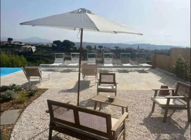 Natural landscape in DOMAINE LOU BEL AZUR - Charmant
