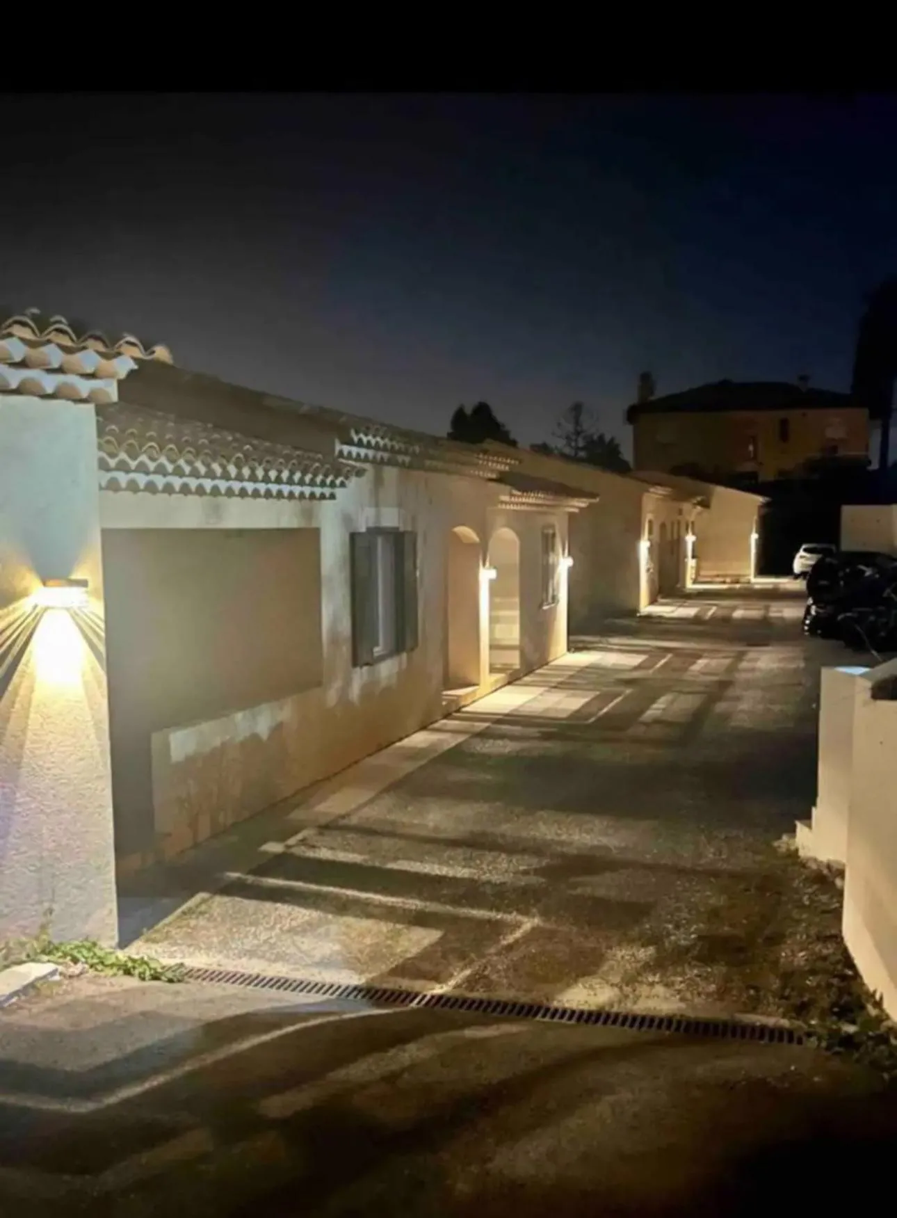 Property building in DOMAINE LOU BEL AZUR - Charmant