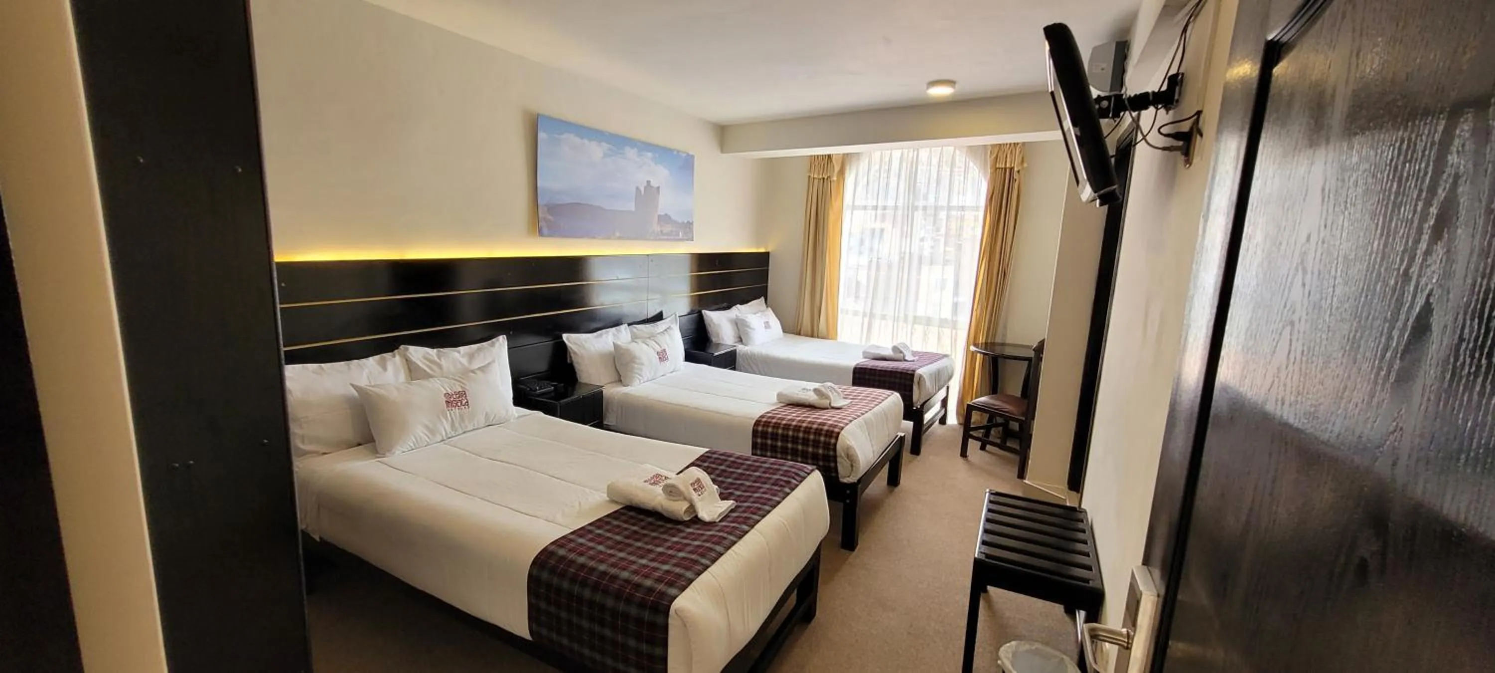 Photo of the whole room, Bed in TerraMistica - Puno Centro