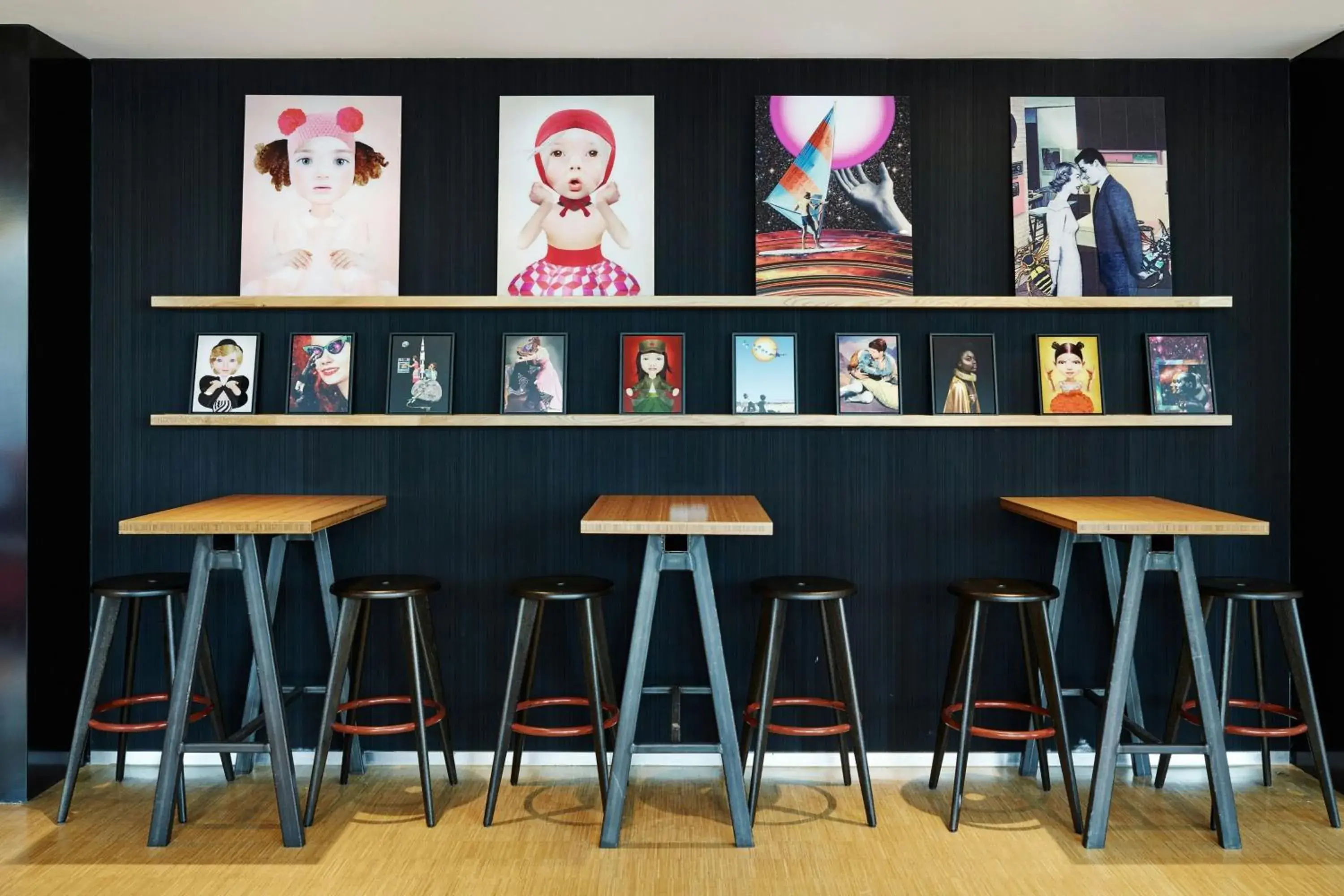 Restaurant/places to eat in citizenM Schiphol Airport Restaurant/places to eat in citizenM Schiphol Airport