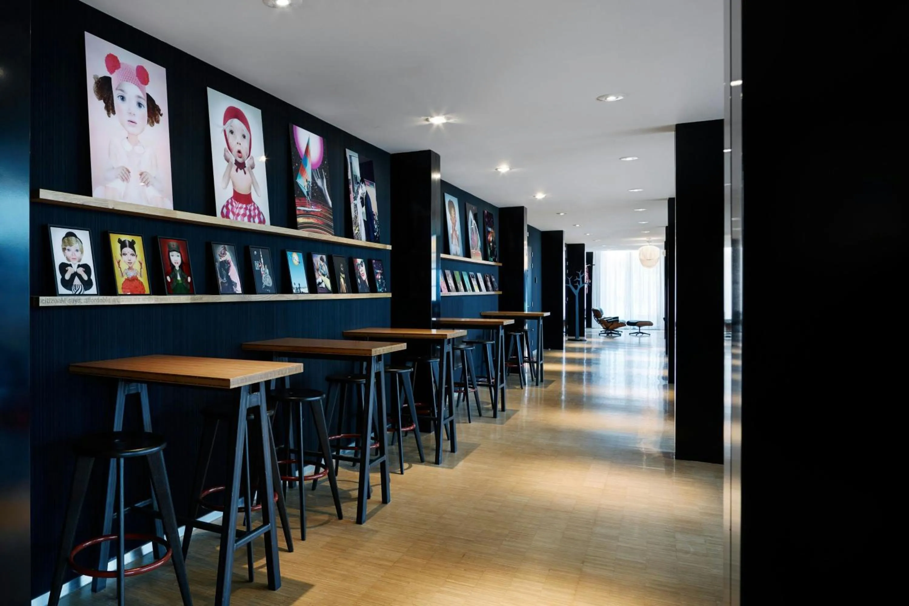 Restaurant/places to eat in citizenM Schiphol Airport