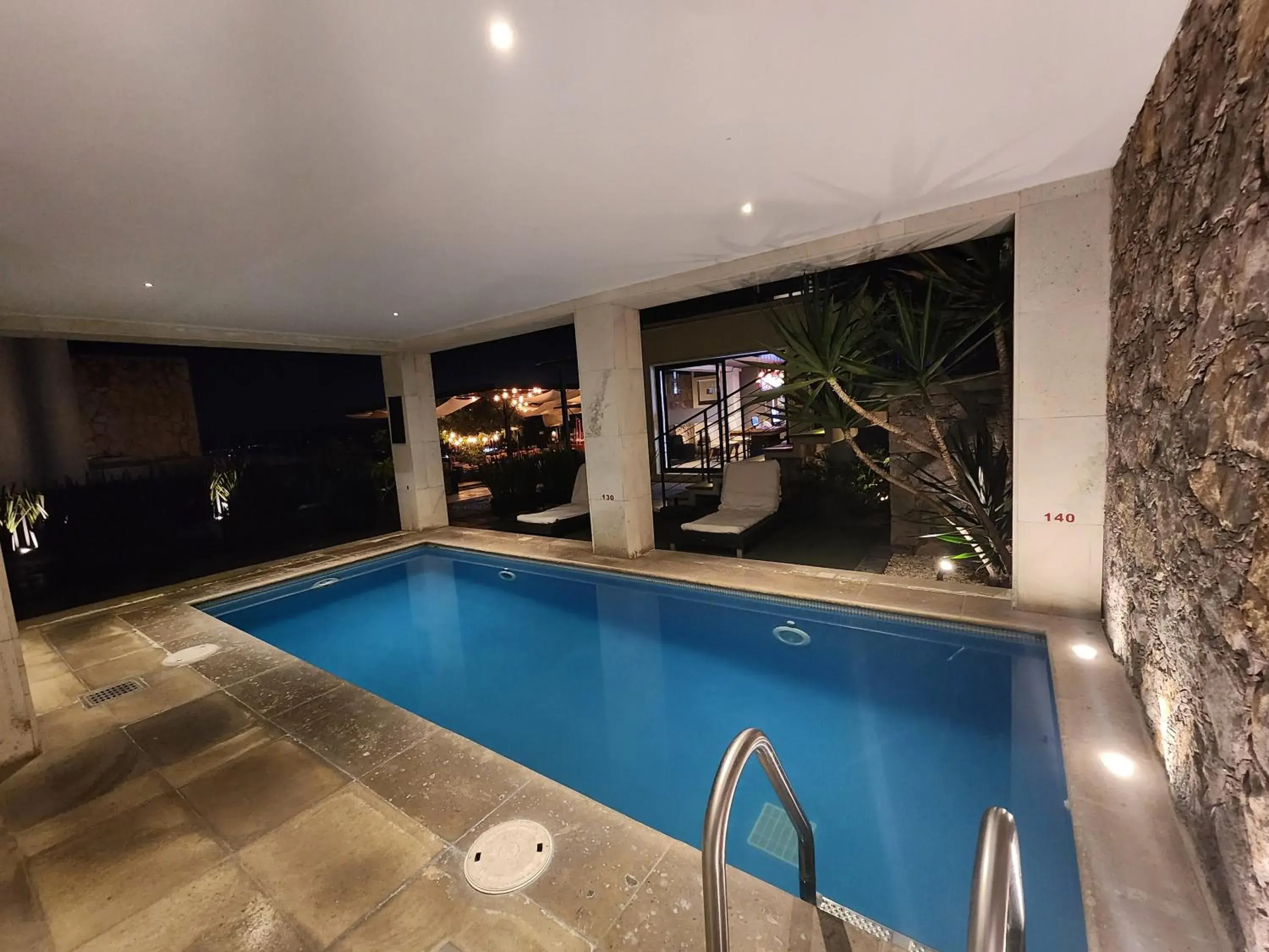 Swimming pool in Ilo Rojo Hotel Boutique Swimming pool in Ilo Rojo Hotel Boutique