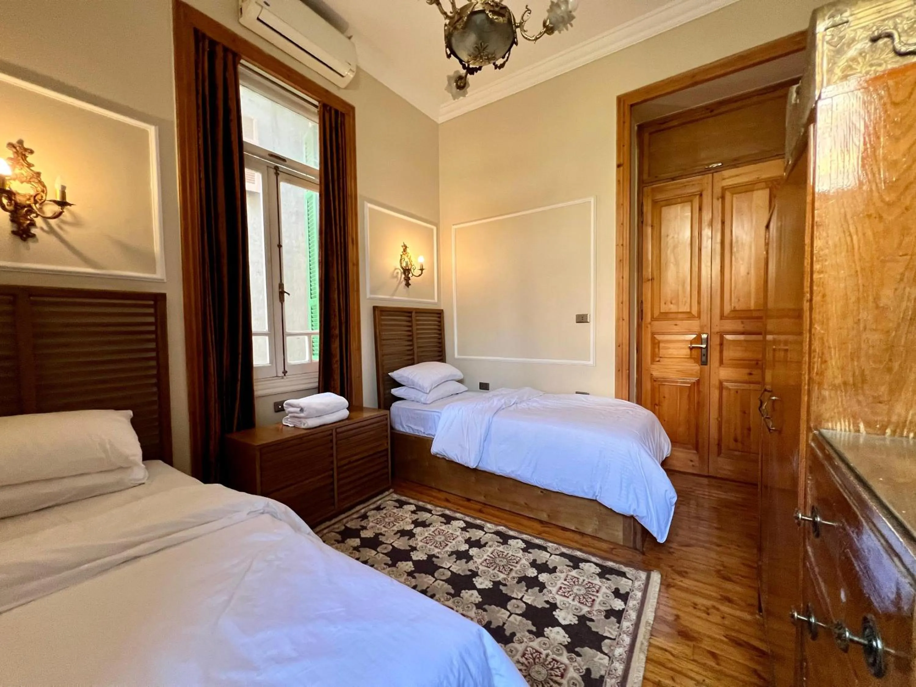 Authentic 3BR apartment in Downtown, Cairo