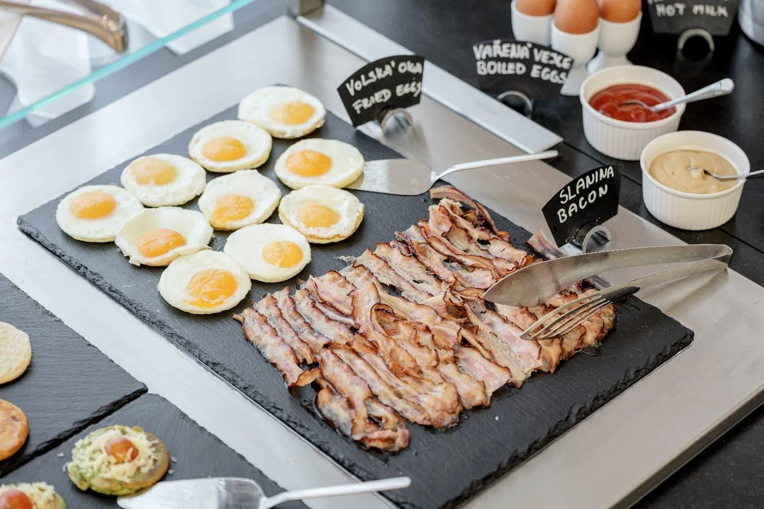 Breakfast in Hotel Silenzio