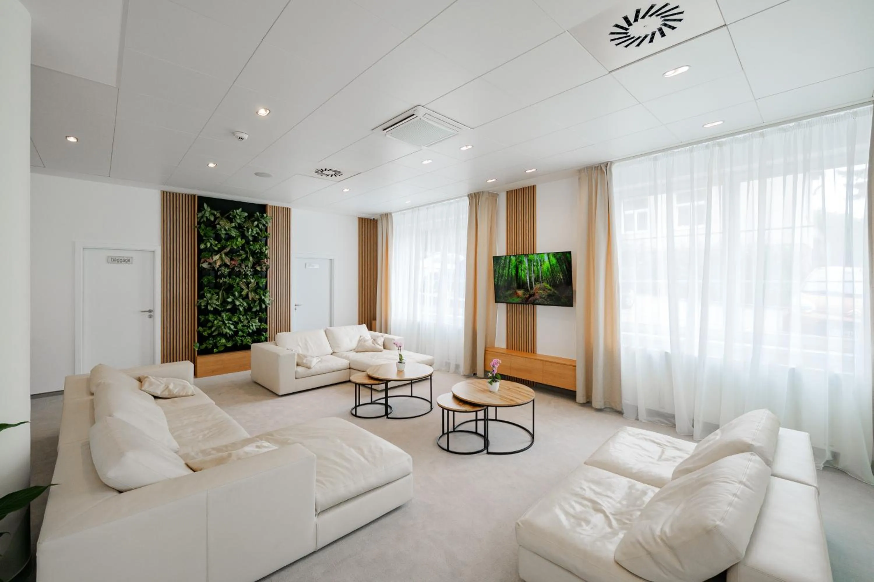 Lounge or bar in Hotel Silenzio