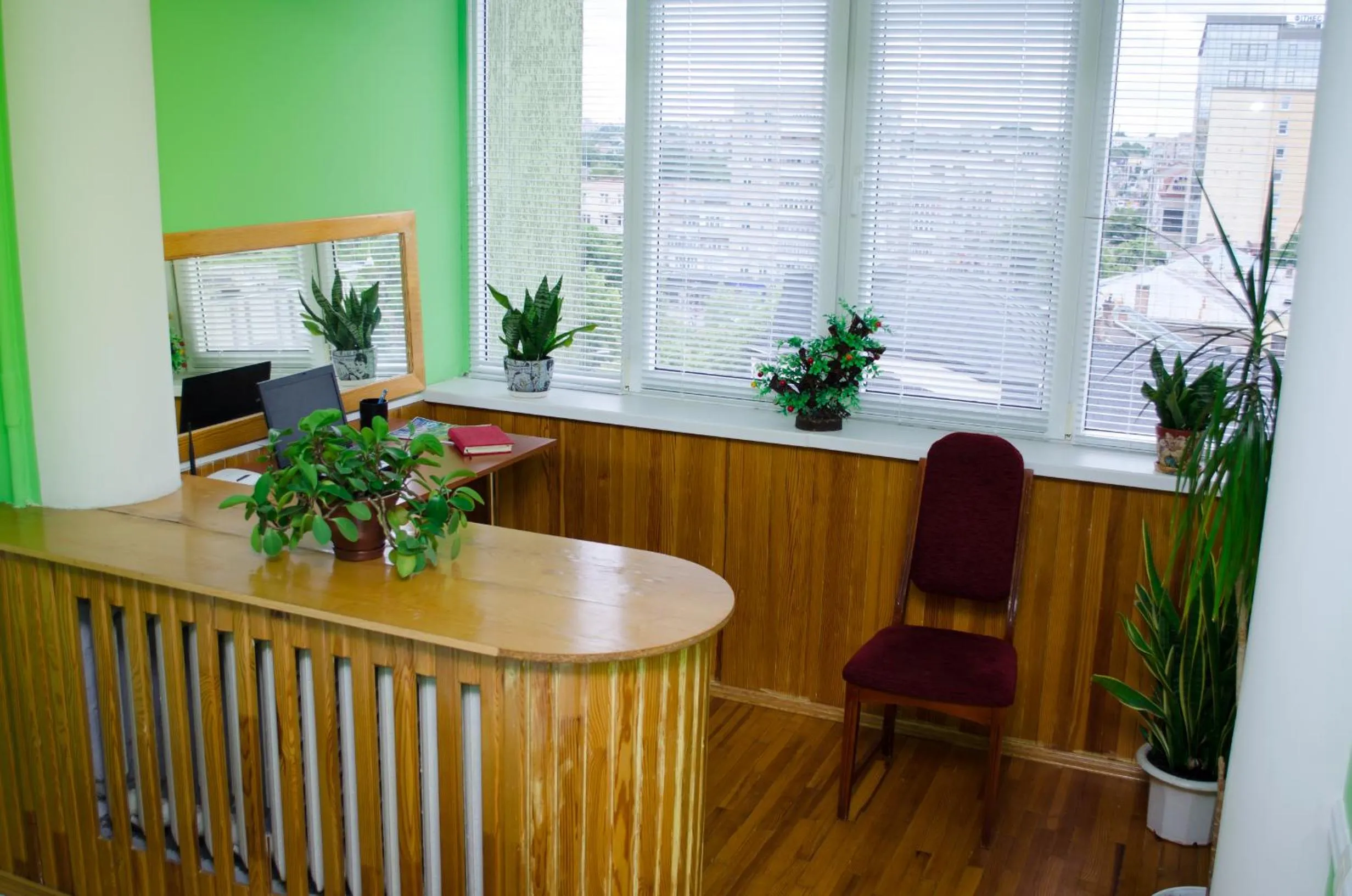 Business facilities in Babylon Apartments