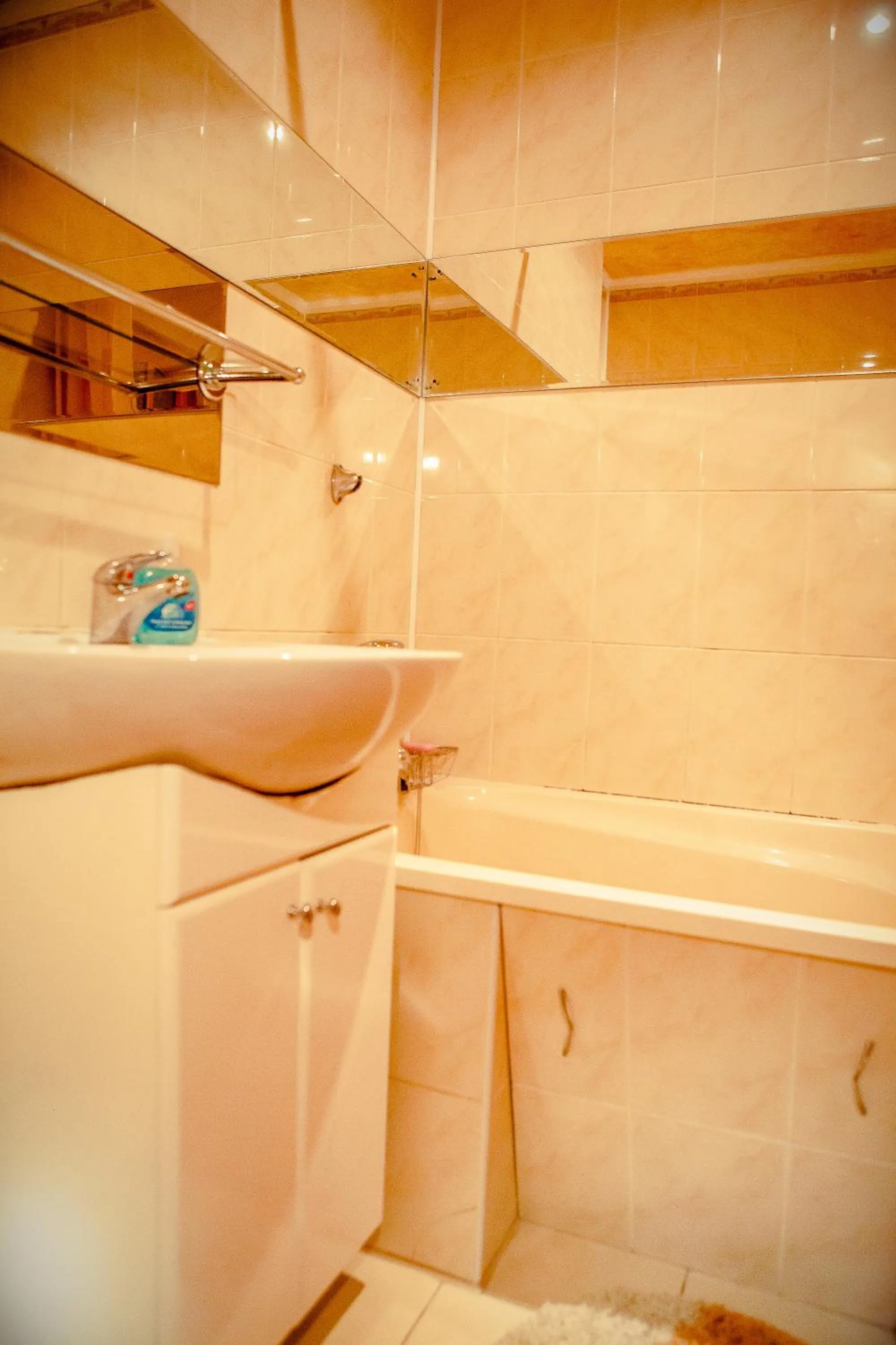 Bathroom in Babylon Apartments