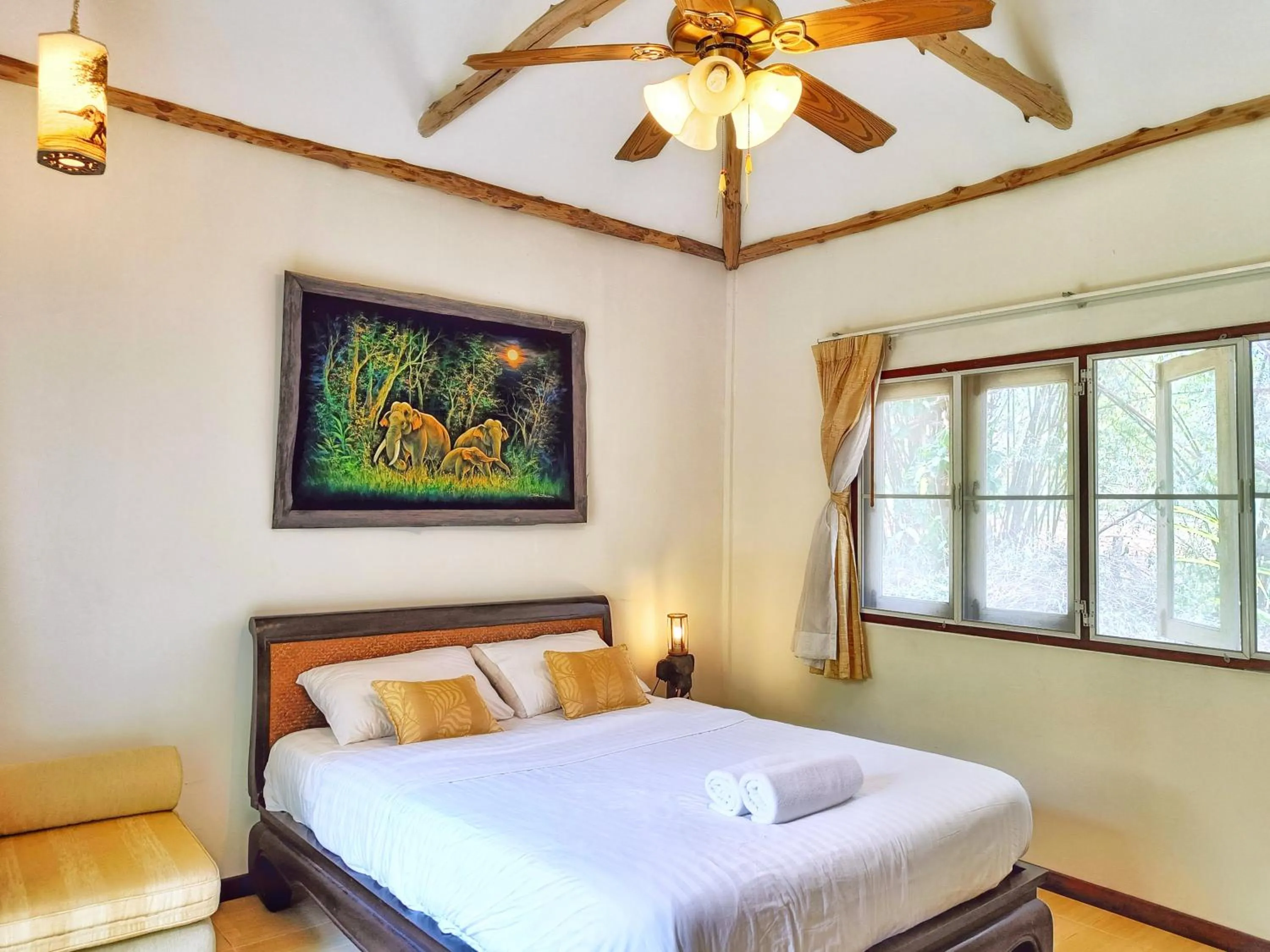 Bed in Kong Garden Resort