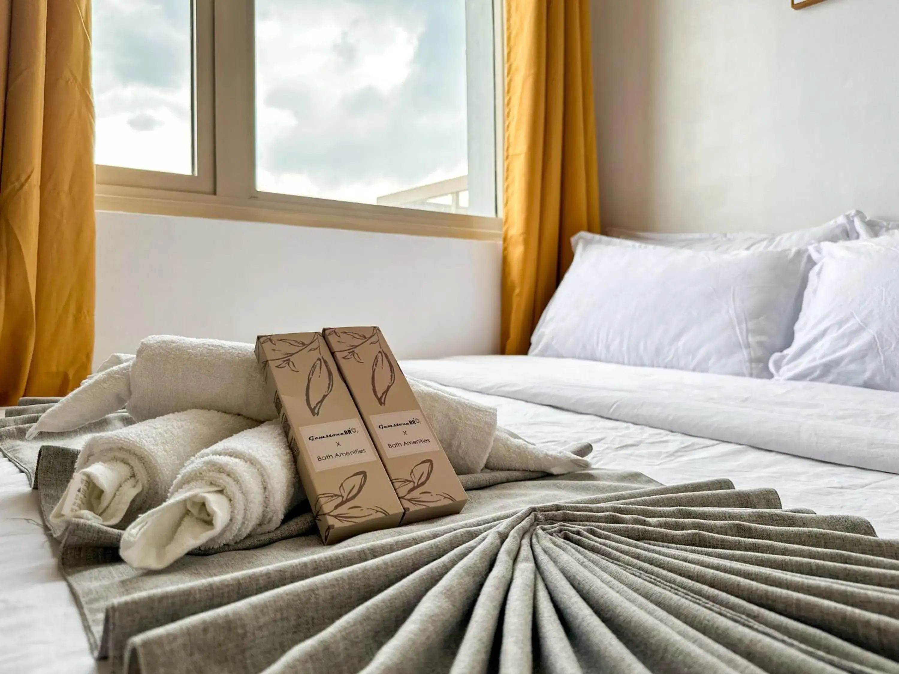 Bed in GemstoneBR in SMDC Coast Residences Bed in GemstoneBR in SMDC Coast Residences