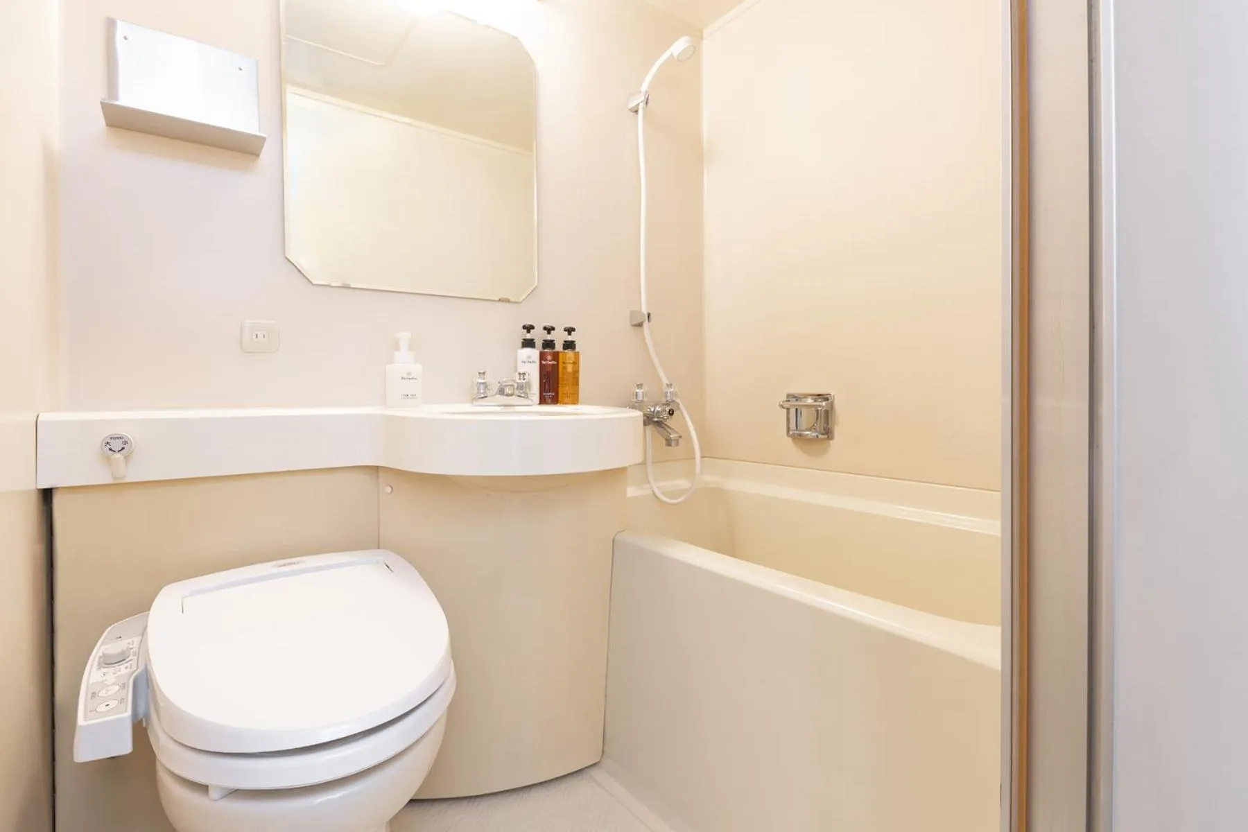 Bathroom in The OneFive Osaka Namba Dotonbori