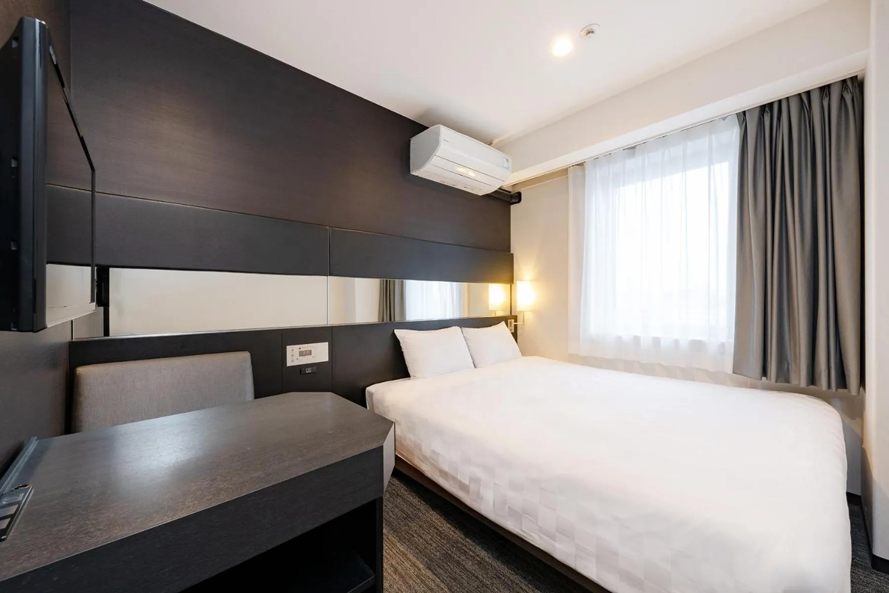 Photo of the whole room, Bed in The OneFive Osaka Namba Dotonbori