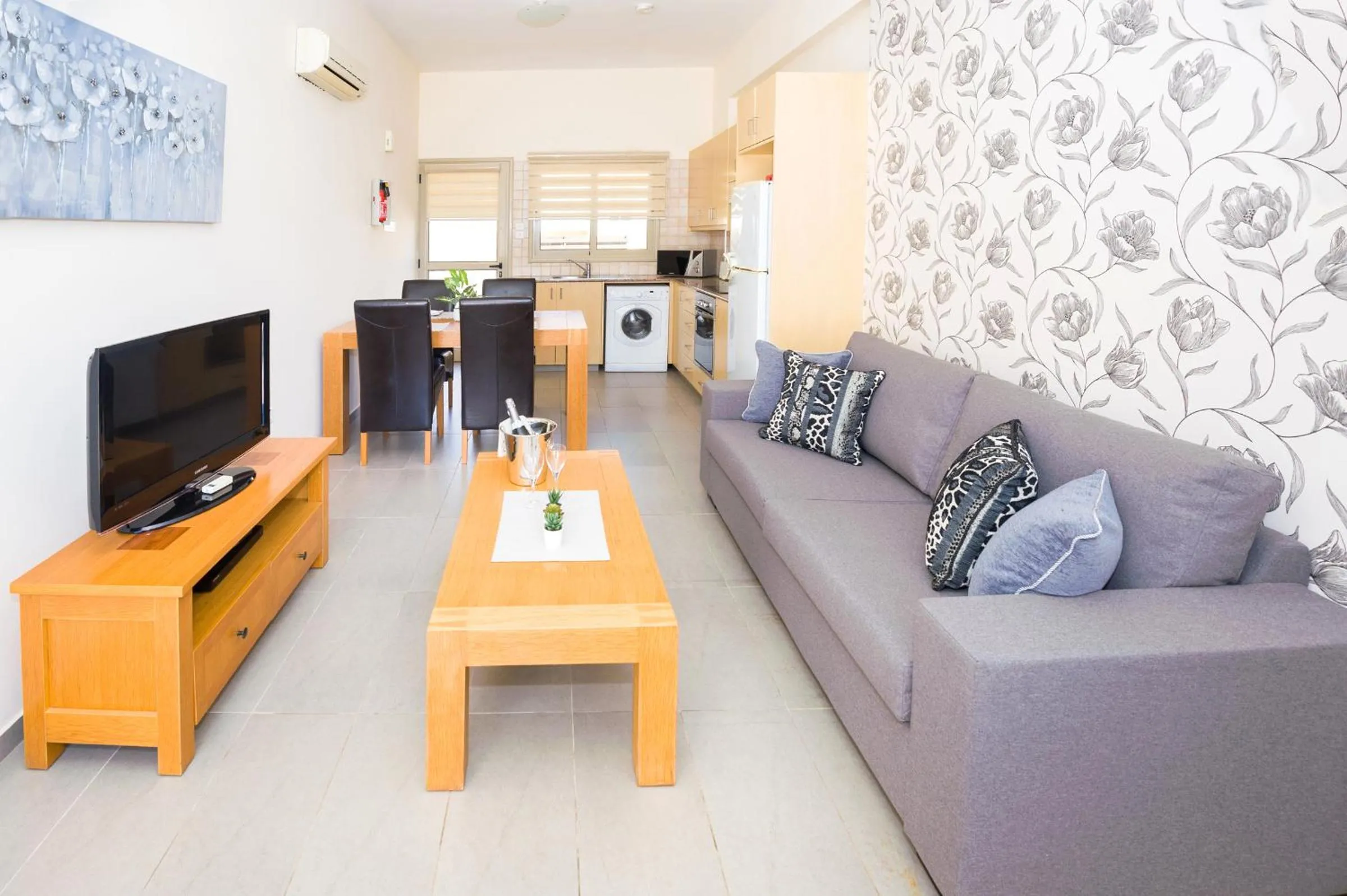 Lounge or bar in Bowker Apartment