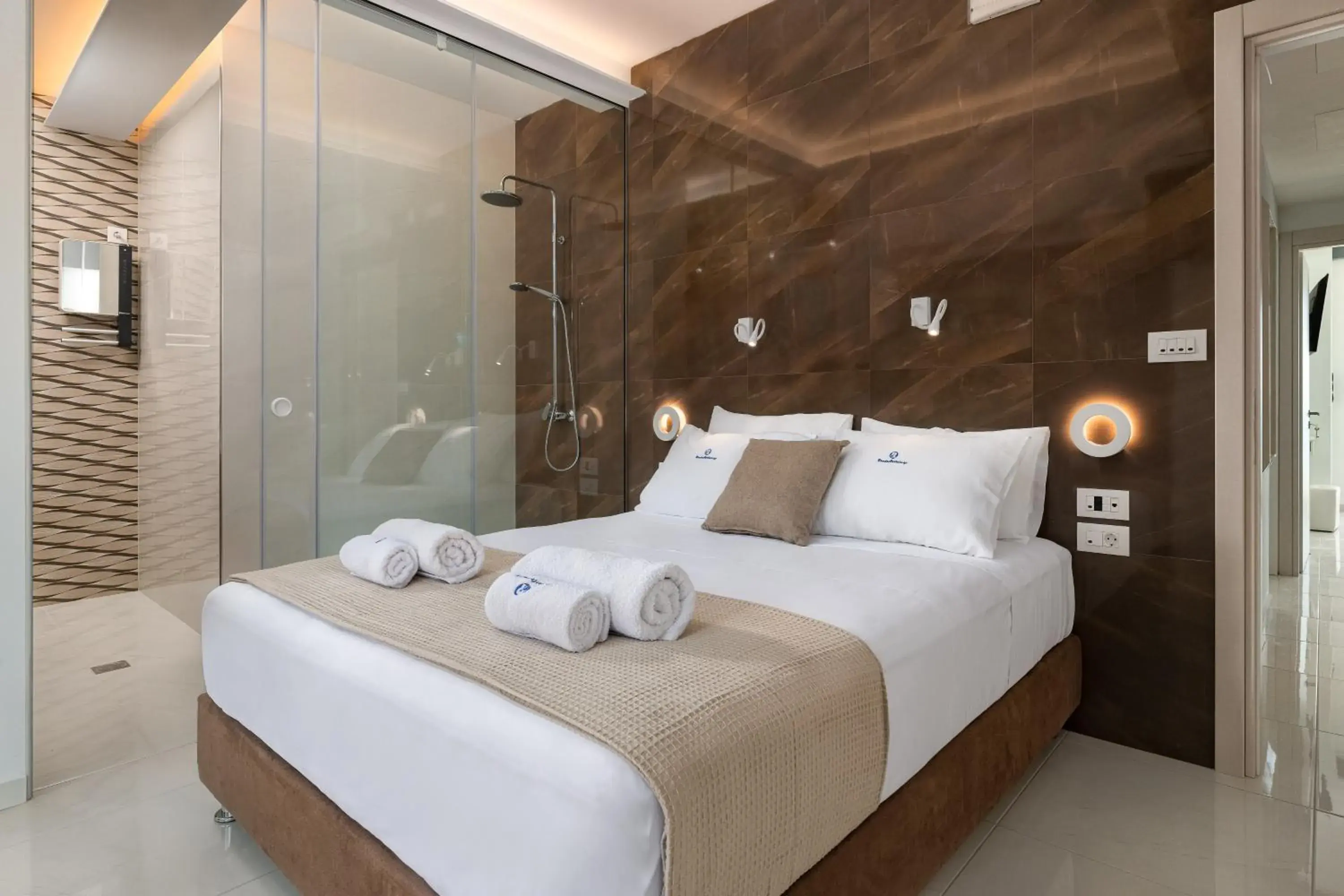 Shower, Bed in Rhodes Skyline Suite with out Door Jacuzzi Sea View A2 Shower, Bed in Rhodes Skyline Suite with out Door Jacuzzi Sea View A2