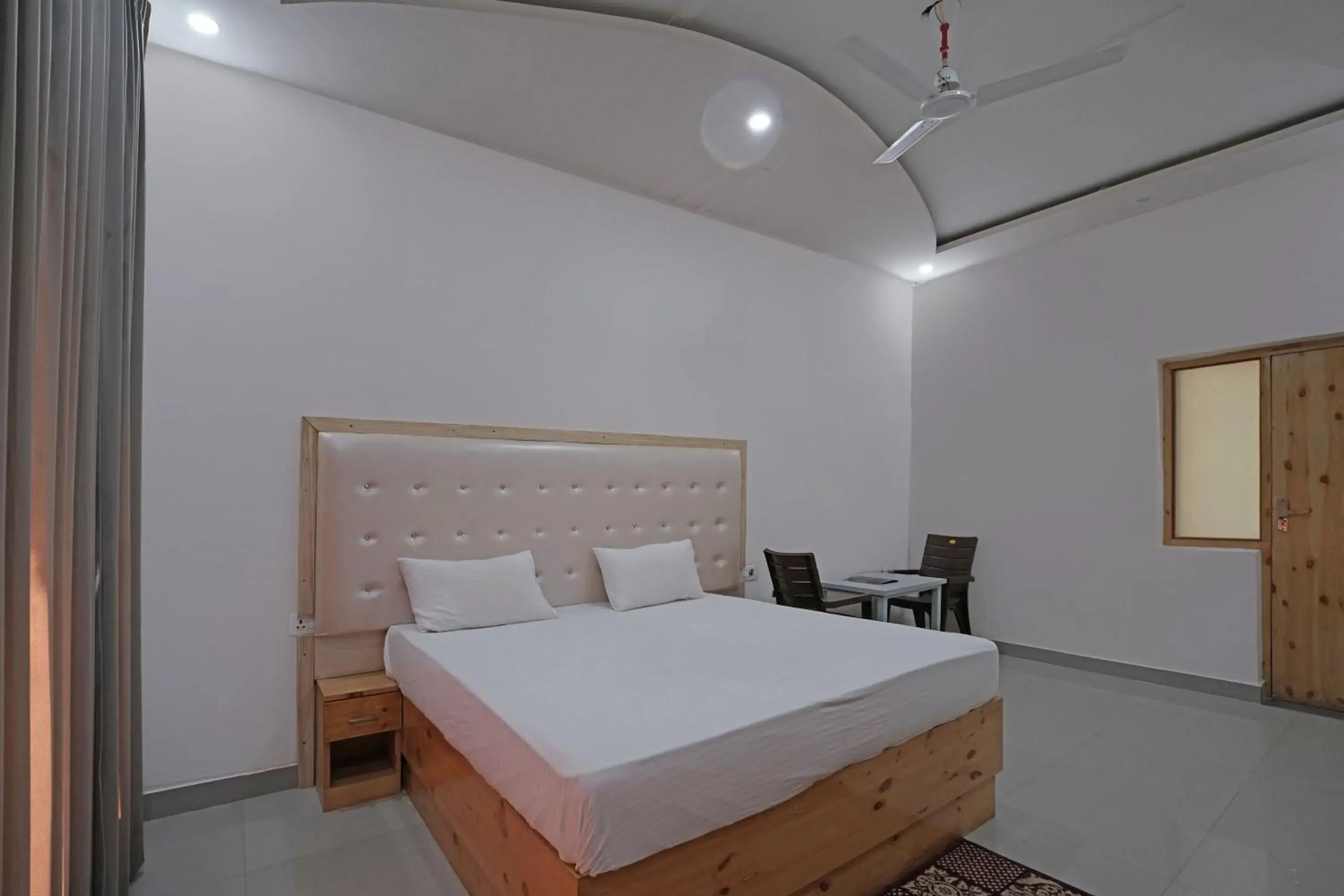 Bedroom, Bed in Hotel O Aditya Residency UK04 Bedroom, Bed in Hotel O Aditya Residency UK04