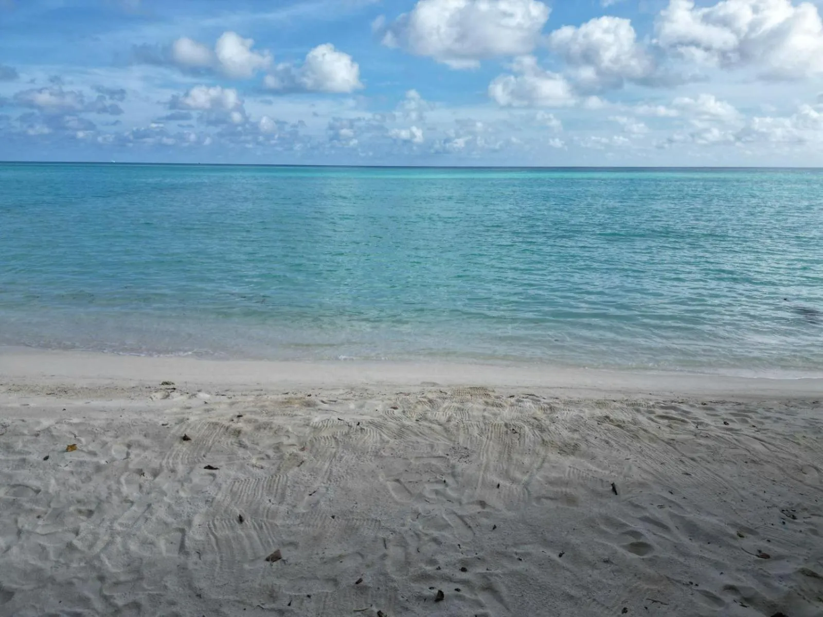 Beach in Isla Retreat