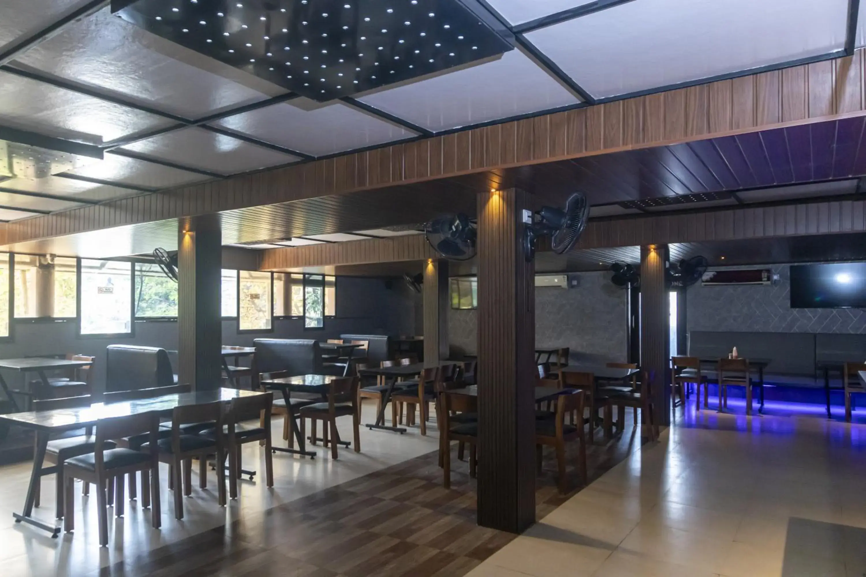 Restaurant/places to eat in Hotel Telehaus International Restaurant/places to eat in Hotel Telehaus International