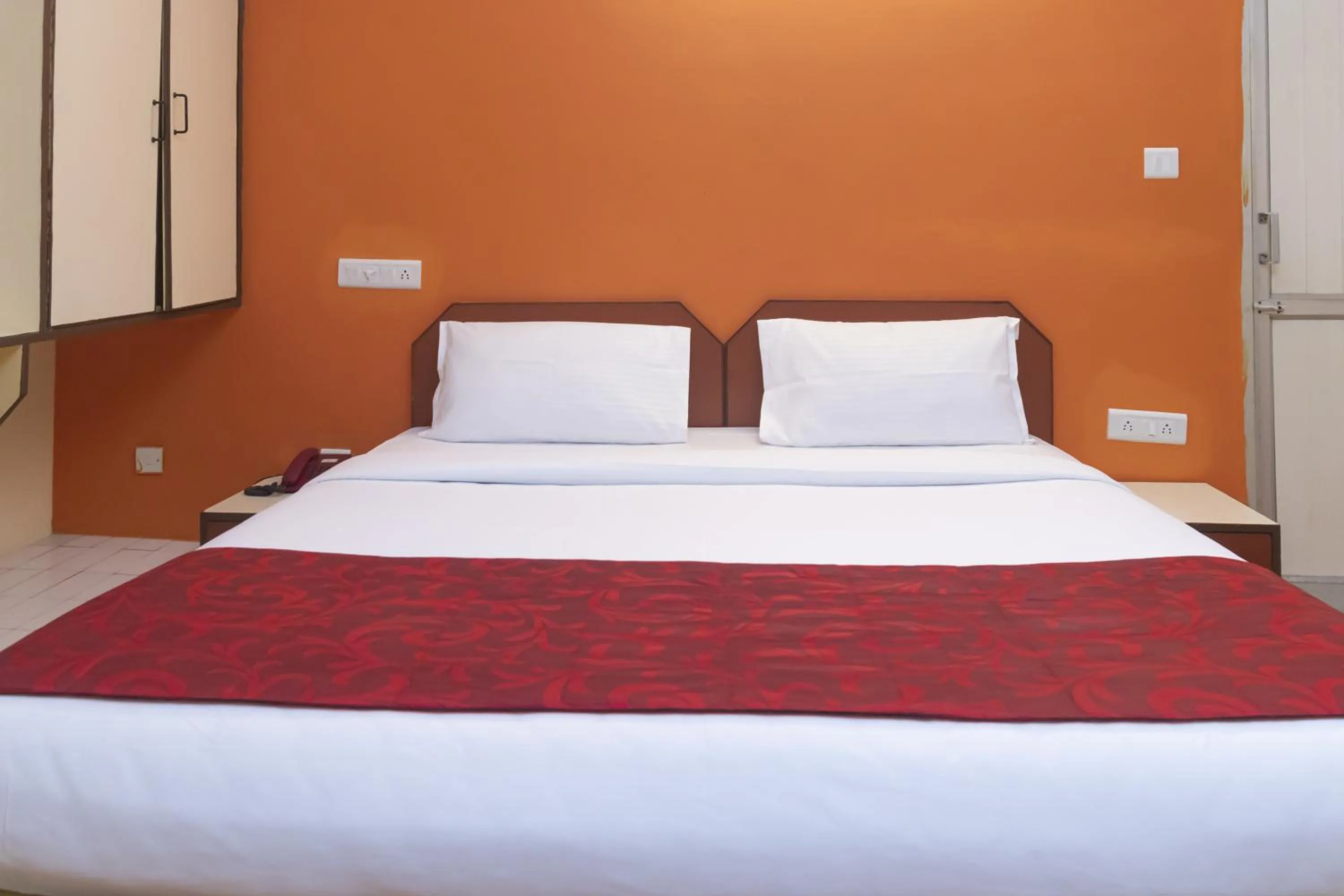 Bed in Hotel Telehaus International