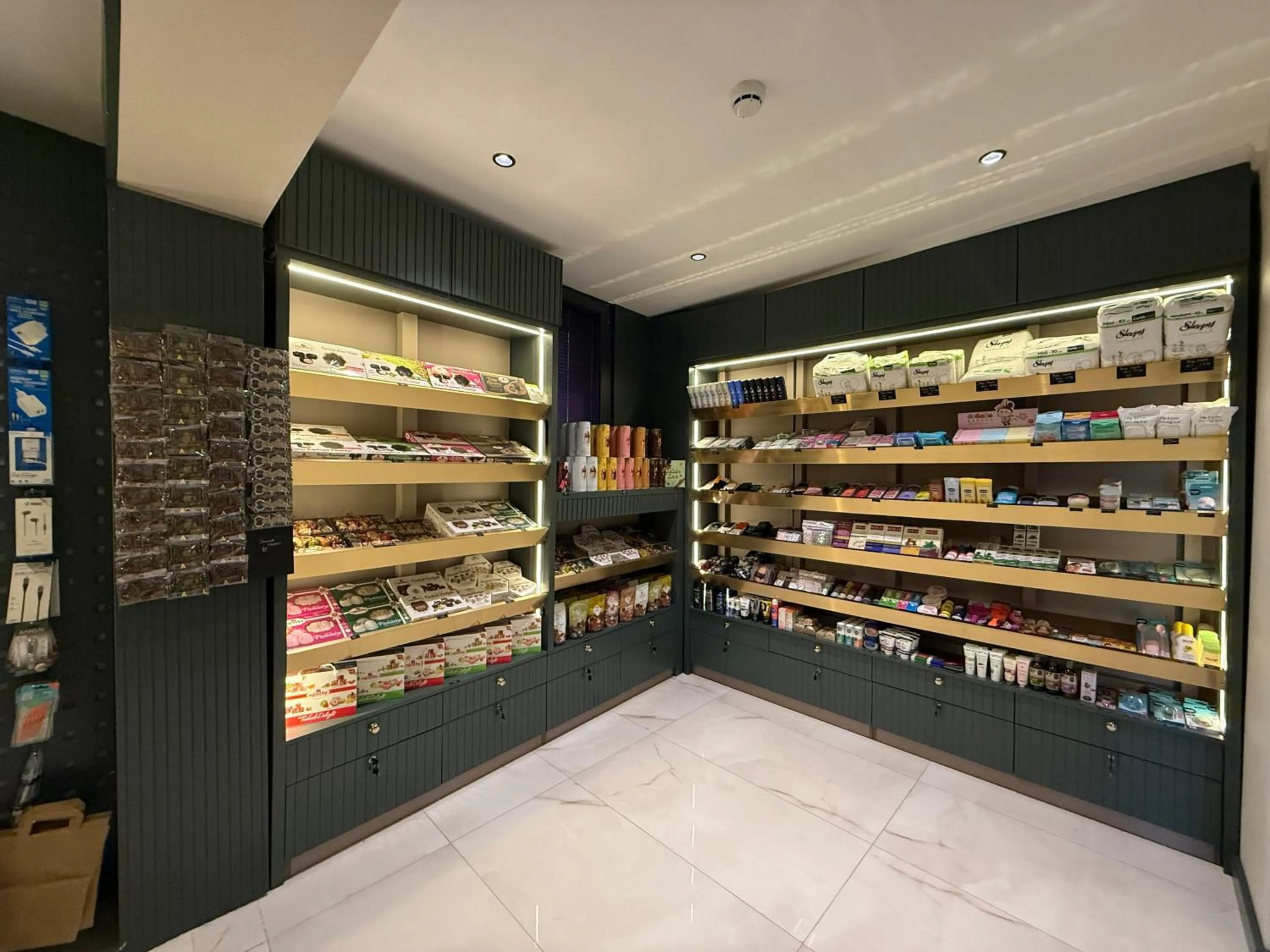 Property building in Elysian Airport Hotel & Restaurant