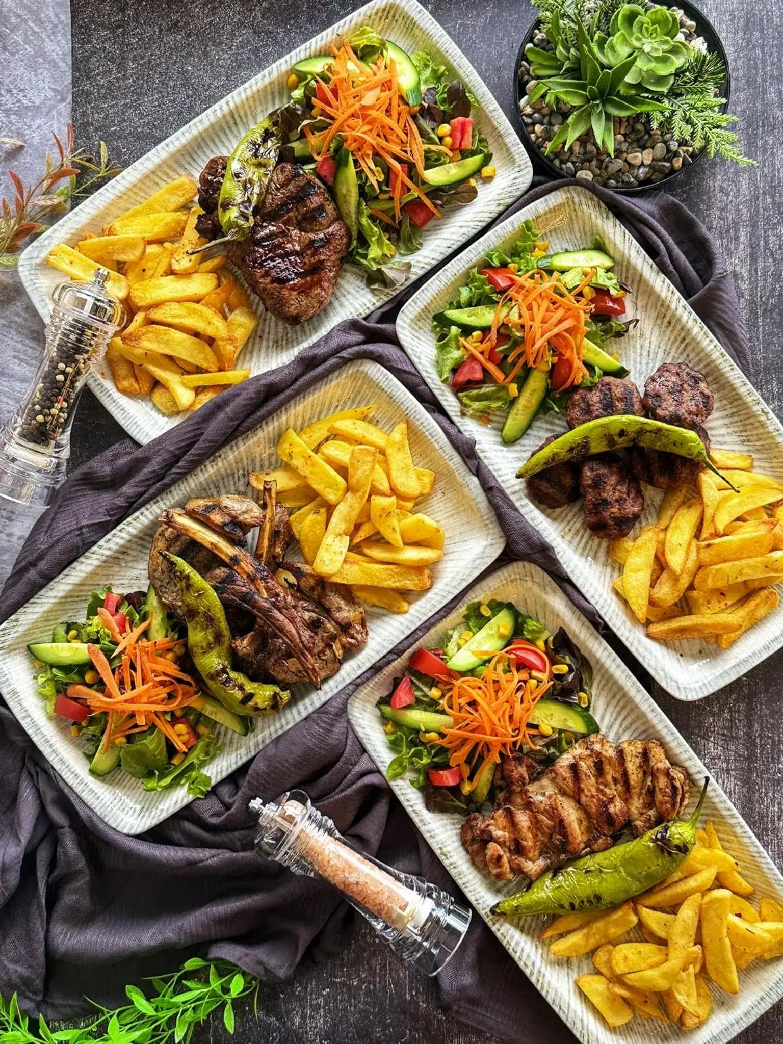 Restaurant/places to eat in Elysian Airport Hotel & Restaurant Restaurant/places to eat in Elysian Airport Hotel & Restaurant