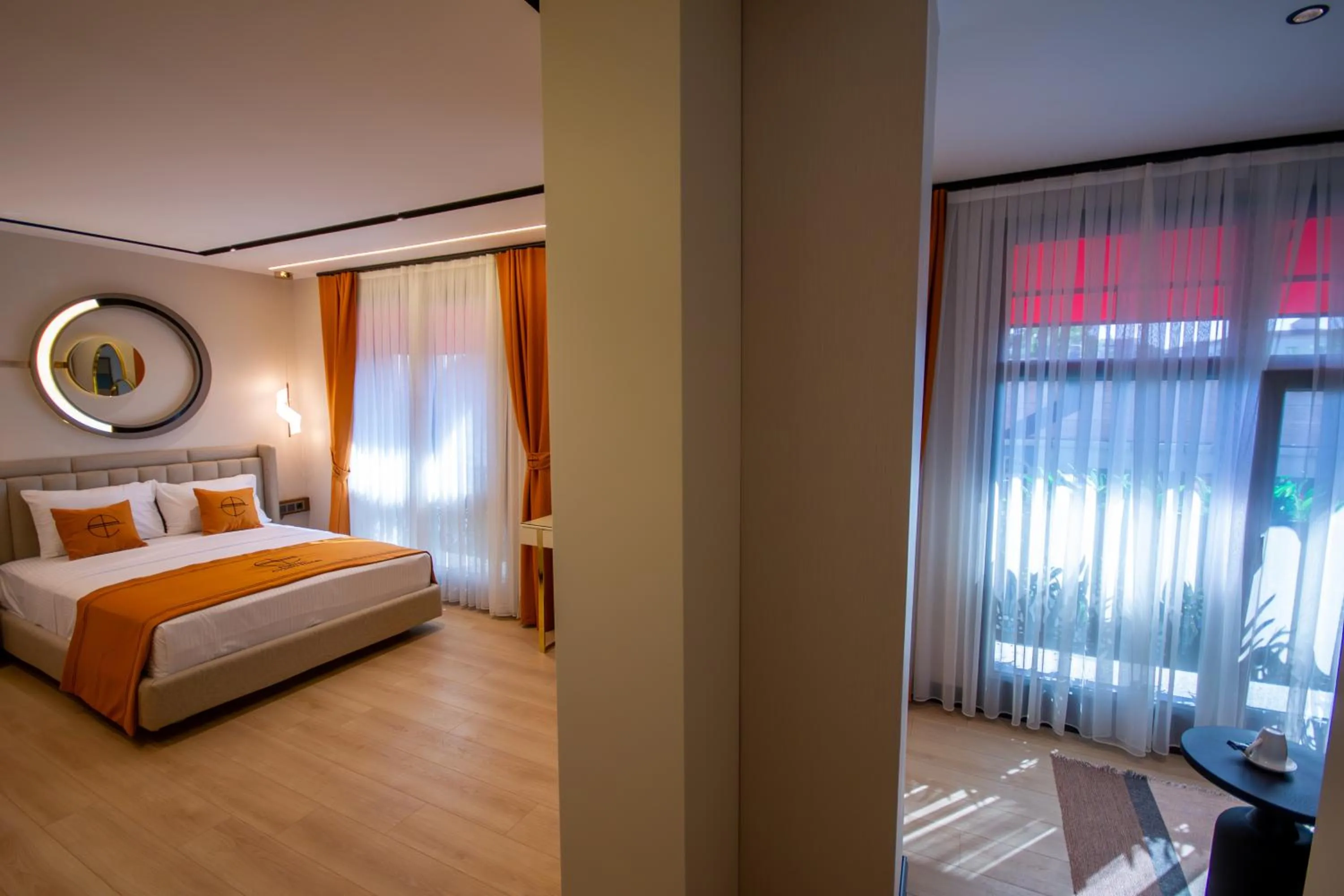 Bed in Elysian Airport Hotel & Restaurant