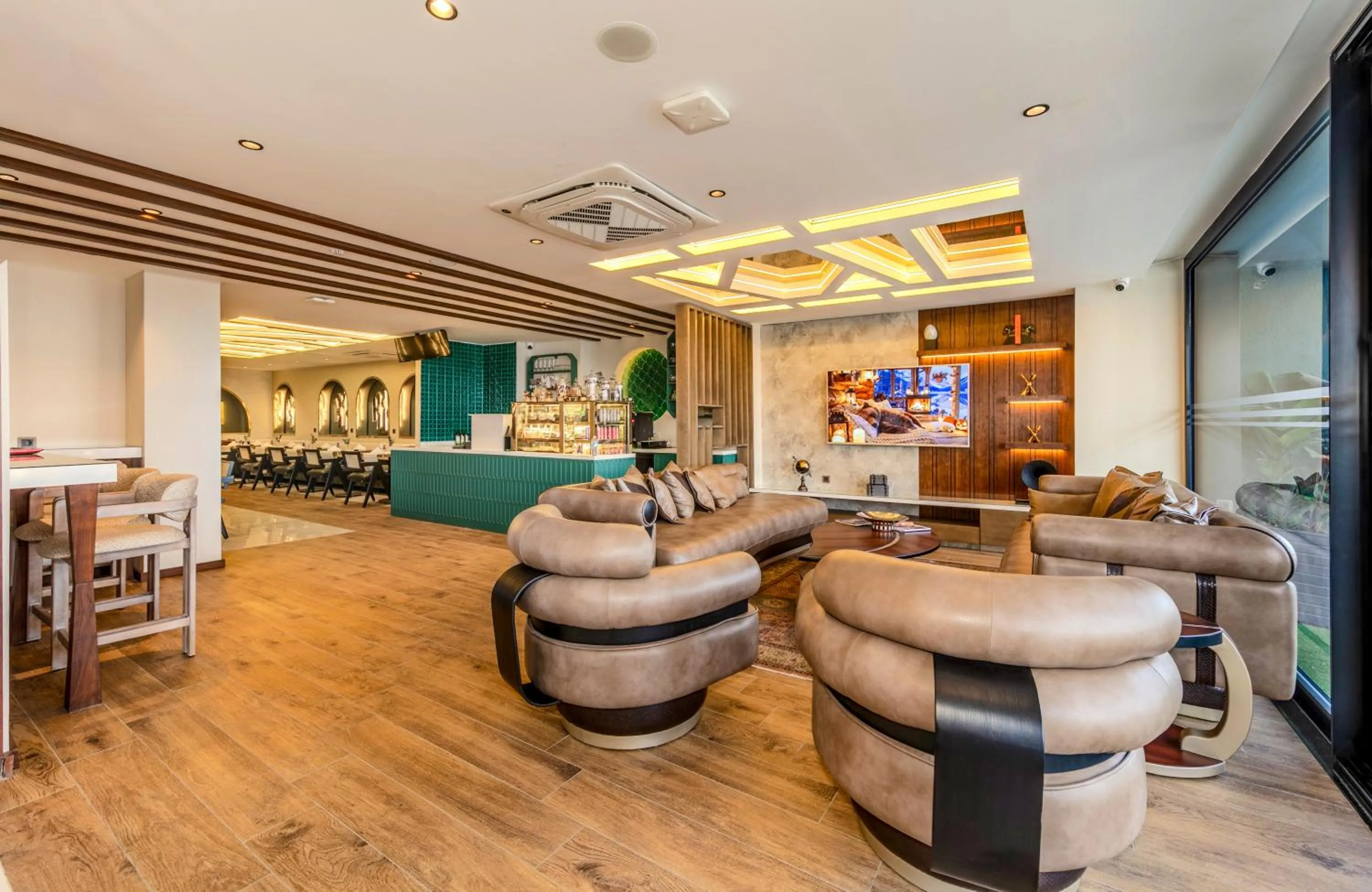 Property building in Elysian Airport Hotel & Restaurant