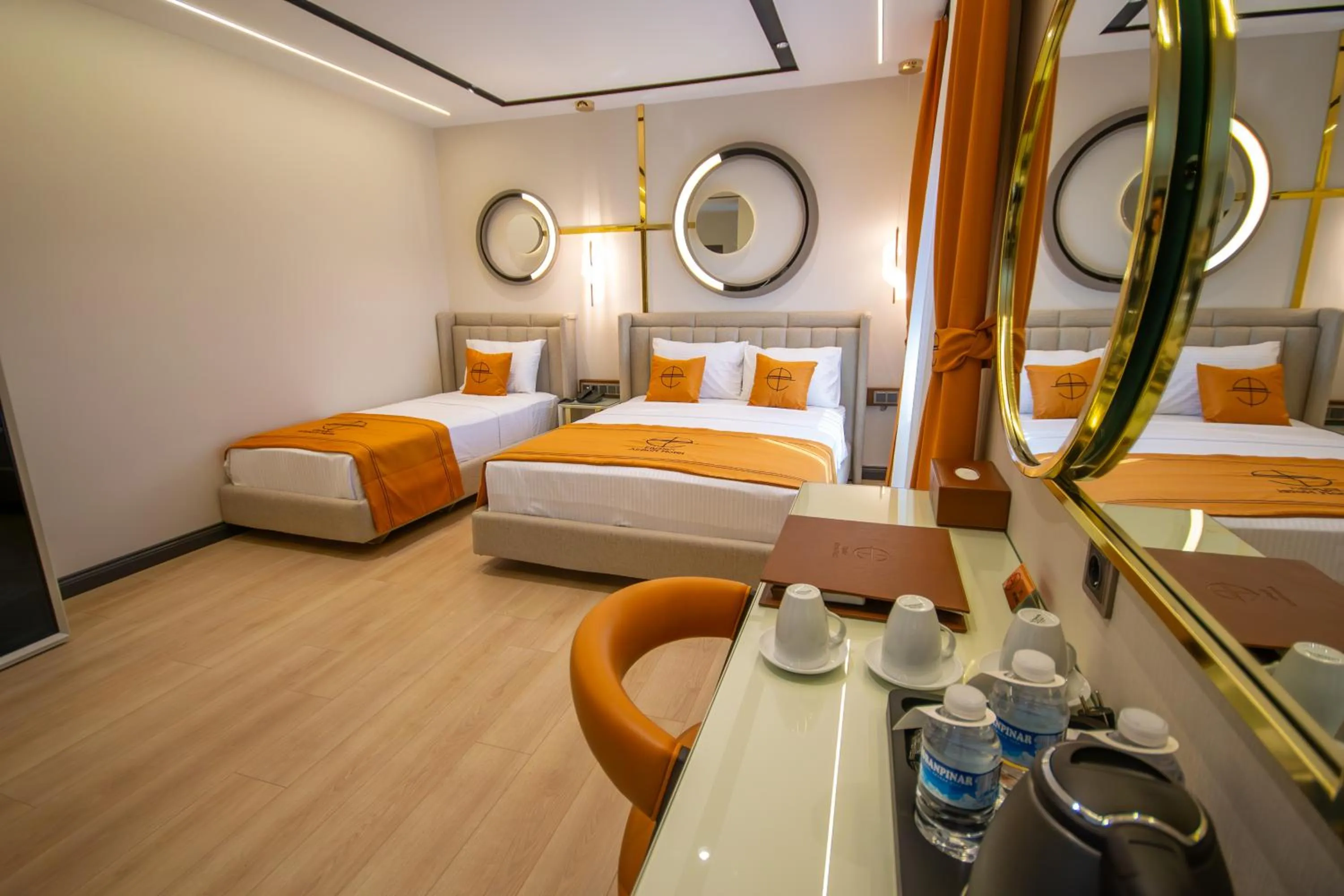 Bed in Elysian Airport Hotel & Restaurant