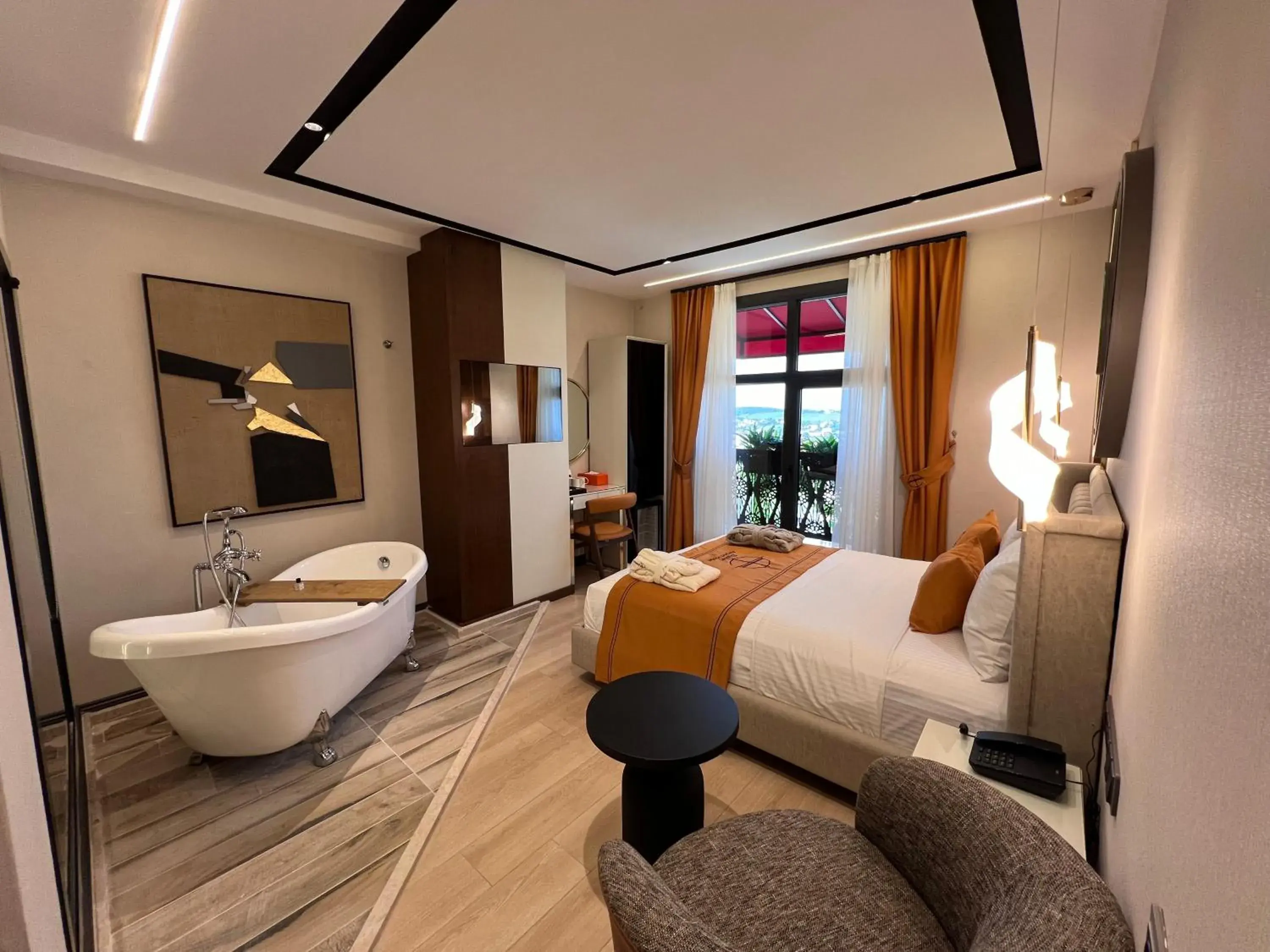 Photo of the whole room, Bed in Elysian Airport Hotel & Restaurant Photo of the whole room, Bed in Elysian Airport Hotel & Restaurant