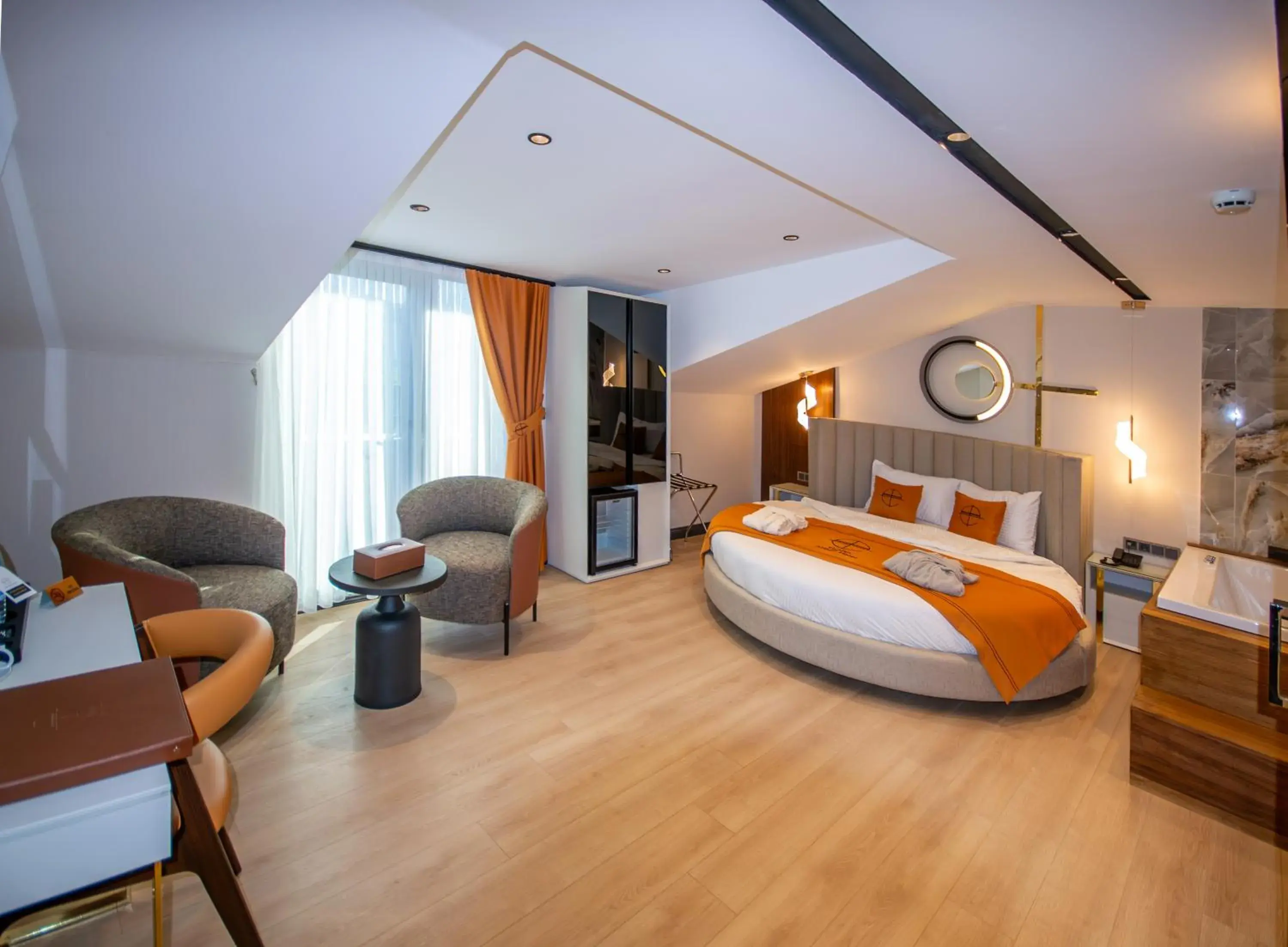 Living room, Bed in Elysian Airport Hotel & Restaurant Living room, Bed in Elysian Airport Hotel & Restaurant