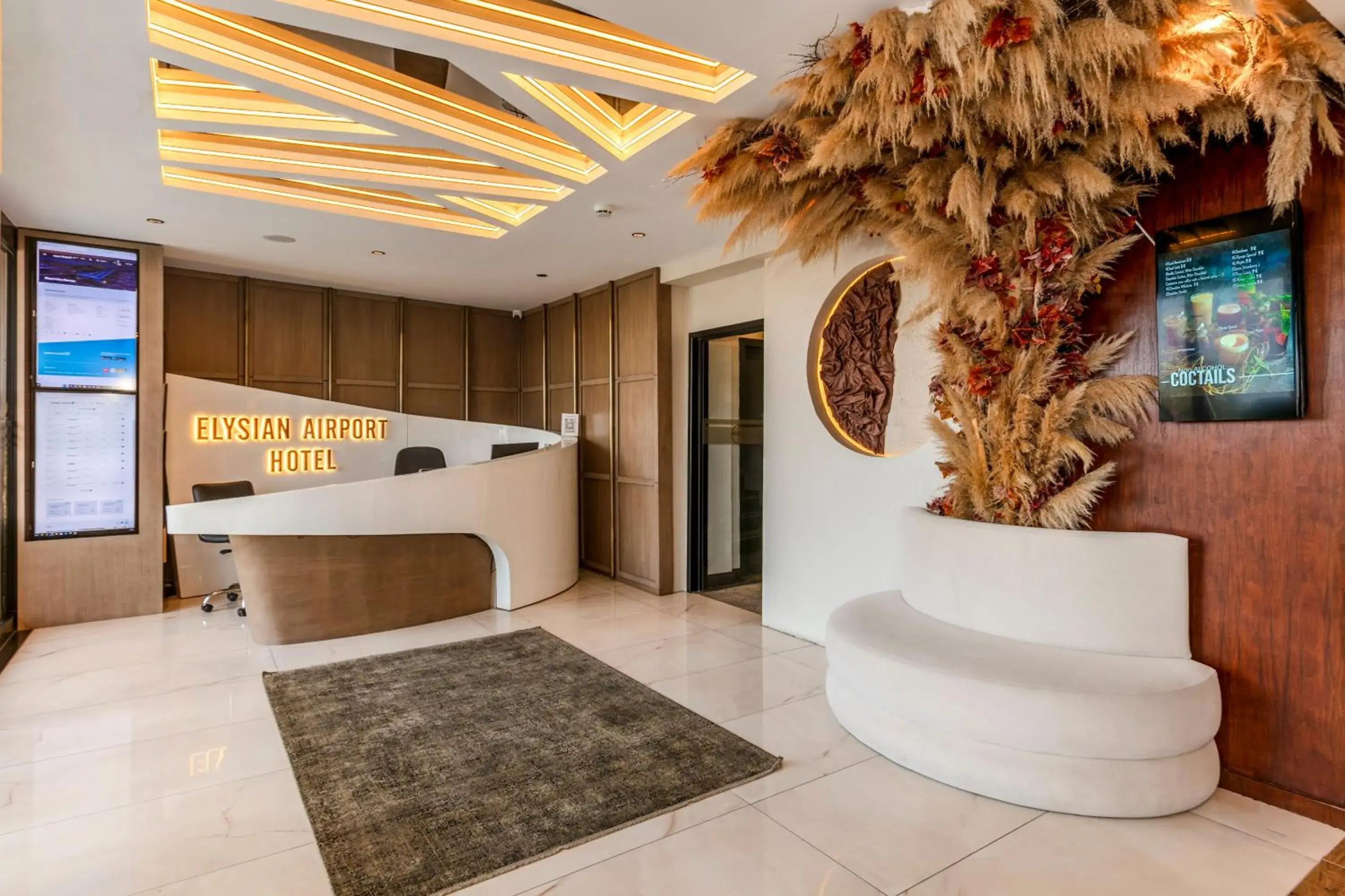 Property building in Elysian Airport Hotel & Restaurant Property building in Elysian Airport Hotel & Restaurant