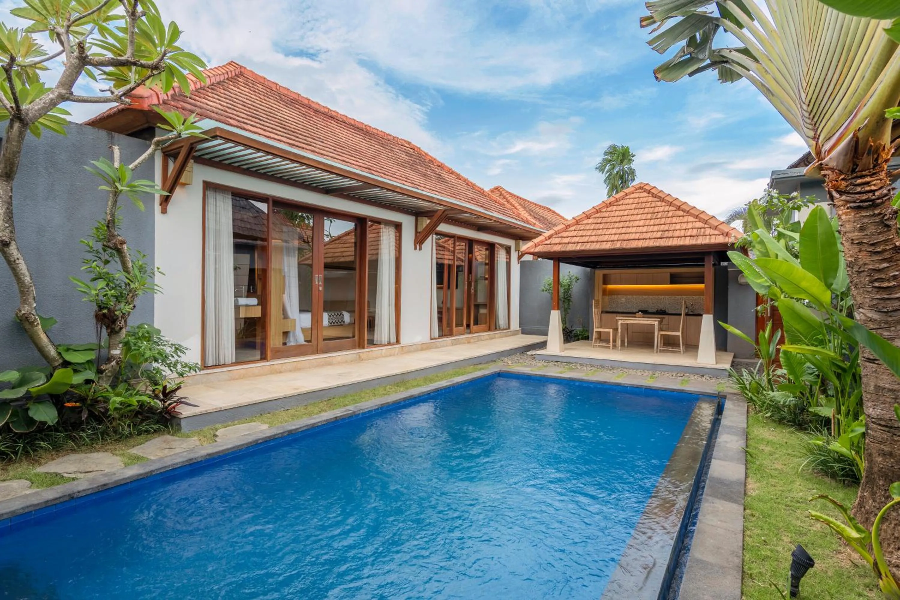 Swimming pool in Kings Villas Sanur by Moria