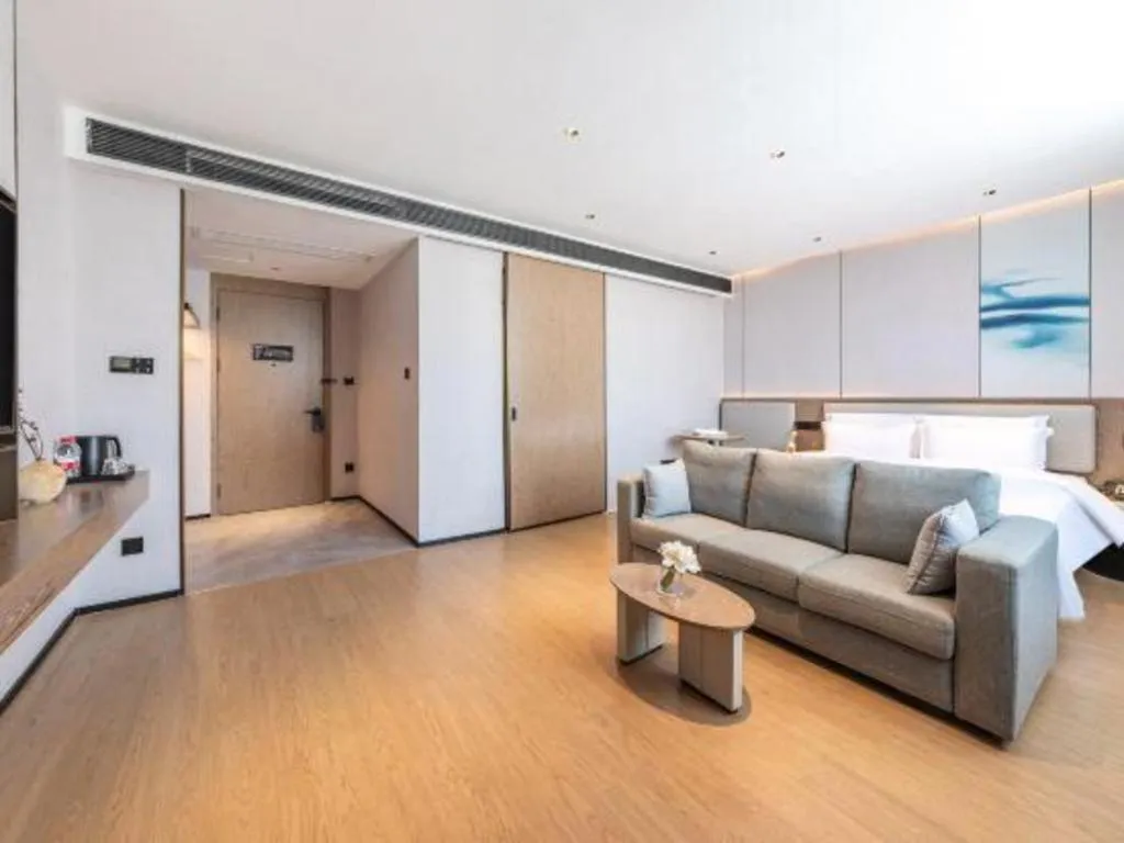 Bed in Yian Business Hotel