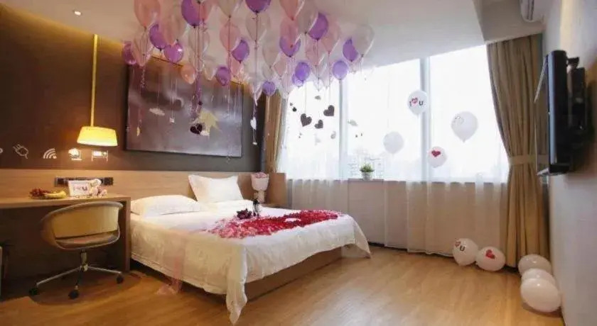 Bed in IU Hotel Beijing Yizhuang Economic Development Zone 2nd Chuangke Street Bed in IU Hotel Beijing Yizhuang Economic Development Zone 2nd Chuangke Street